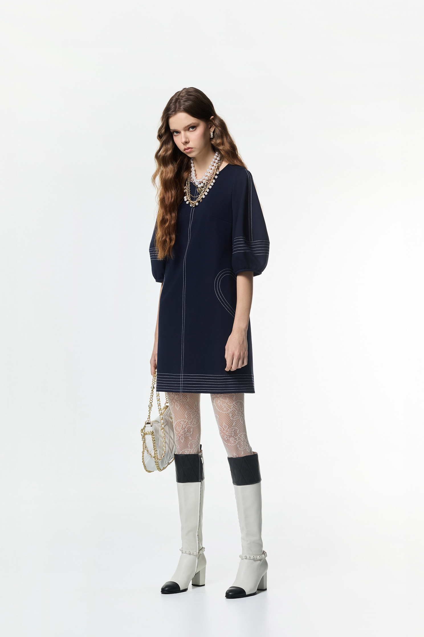 壓線愛心口袋造型洋裝壓線愛心口袋造型洋裝,一般洋裝,人氣商品,洋裝特輯,秋冬穿搭,約會特輯