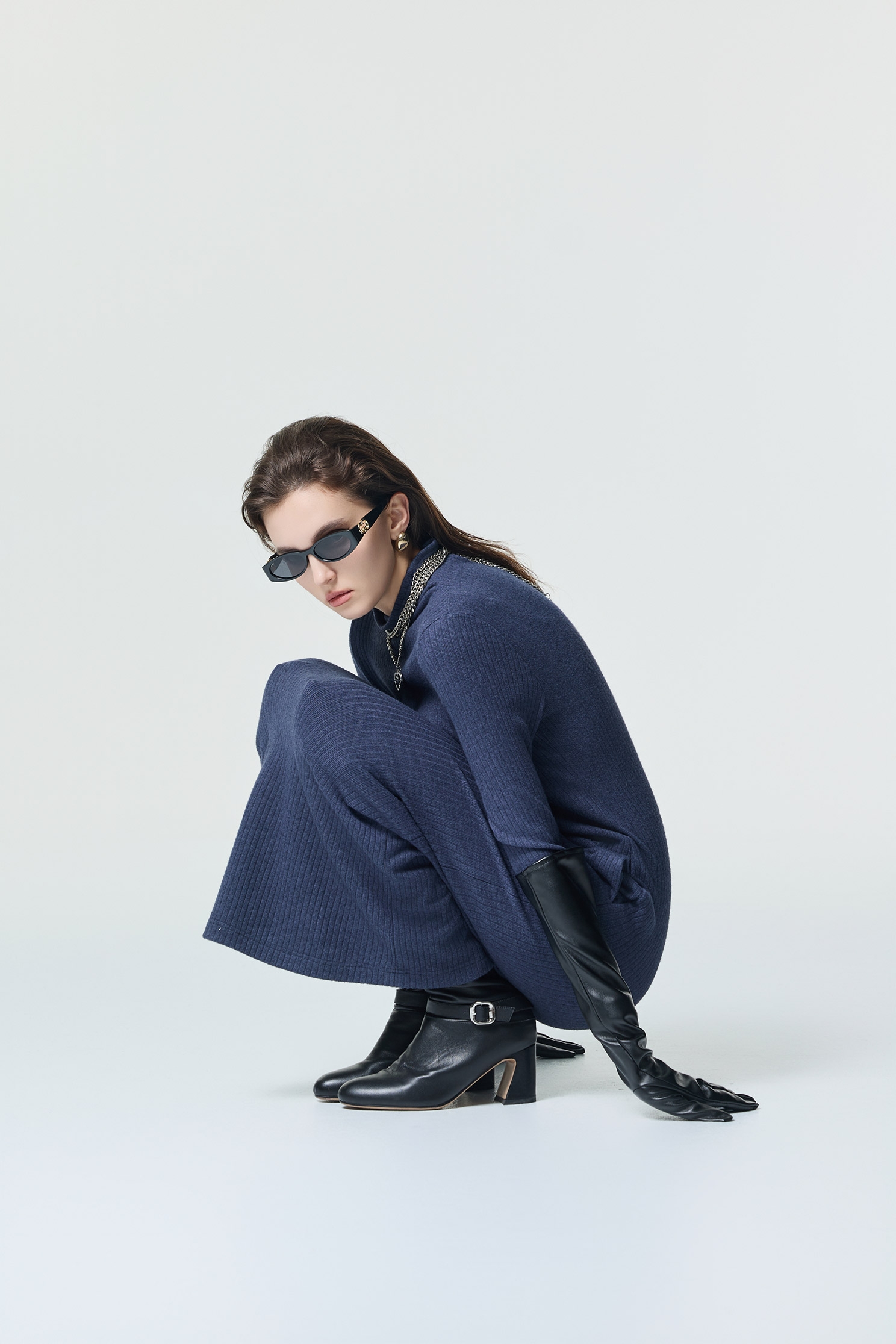 復古藍針織長洋裝復古藍針織長洋裝,人氣商品,小禮服,春夏穿搭,條紋,洋裝特輯,派對特輯,約會特輯,針織,針織洋裝,長洋裝,長袖洋裝