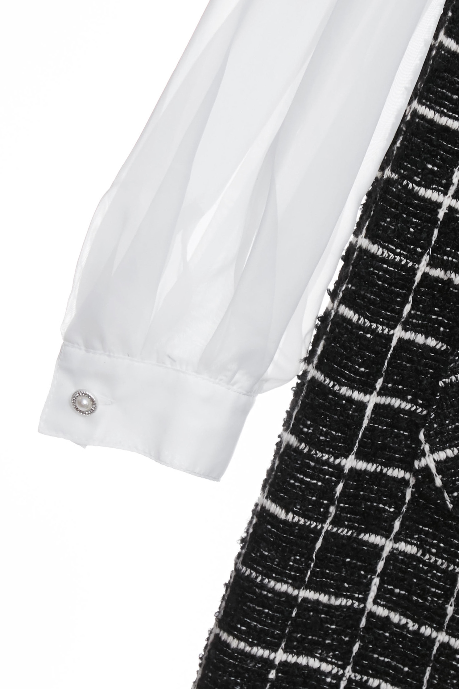 經典黑白格偽兩件式洋裝經典黑白格偽兩件式洋裝,一般洋裝,上班OL穿搭,春夏穿搭,格紋,洋裝特輯,珍珠,約會特輯,荷葉,針織