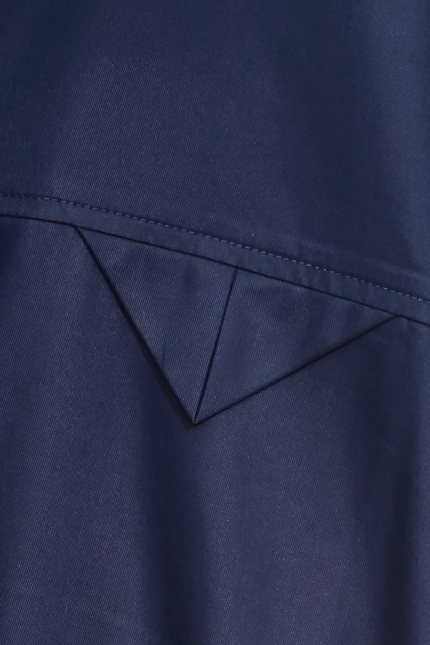 假兩件落肩收腰襯衫洋裝假兩件落肩收腰襯衫洋裝,一般洋裝,人氣商品,小禮服,春夏穿搭,洋裝特輯,短袖洋裝,襯衫