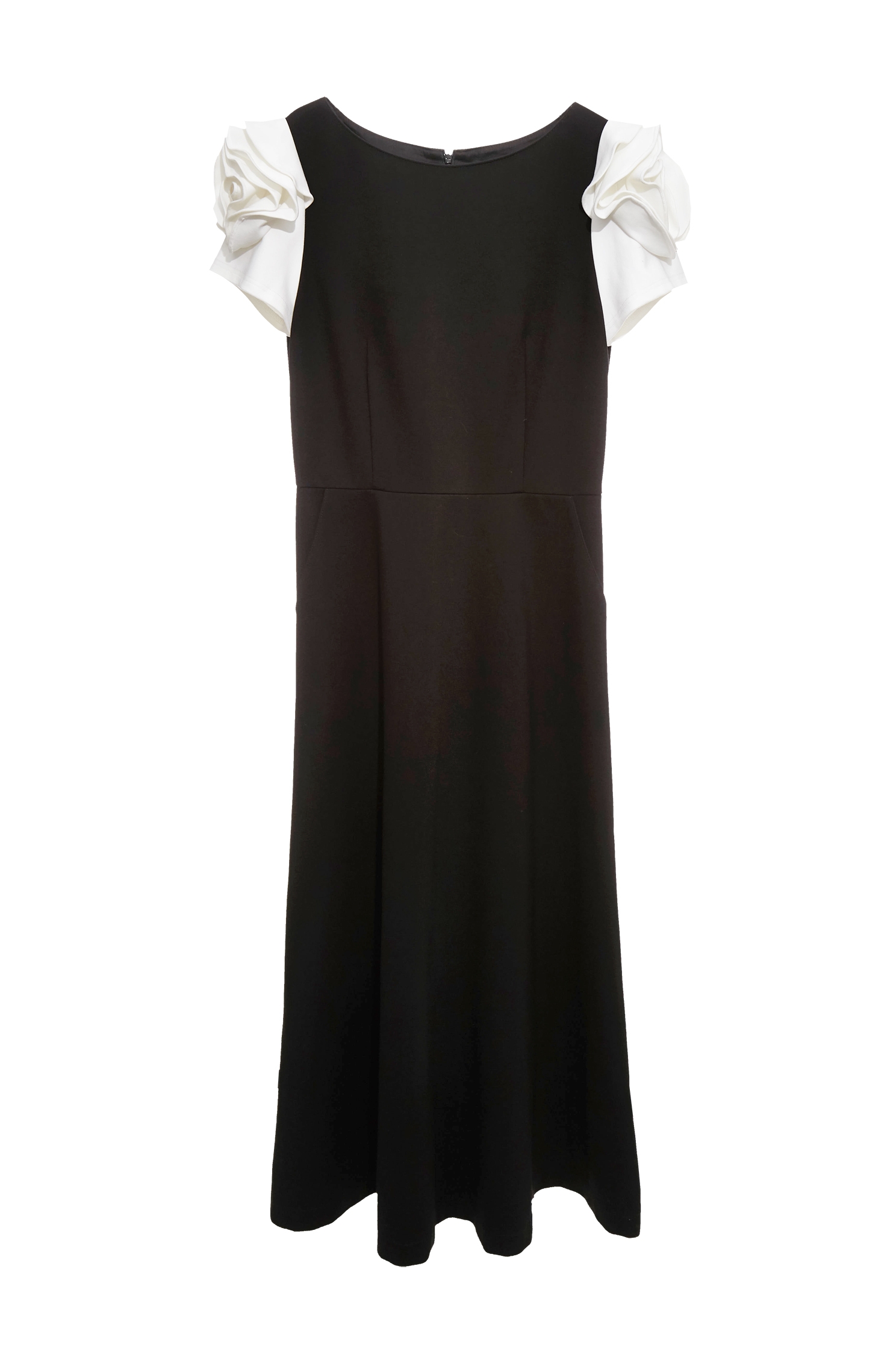 黑白拼色立體繞花洋裝黑白拼色立體繞花洋裝,一般洋裝,人氣商品,春夏穿搭,洋裝特輯,花花世界