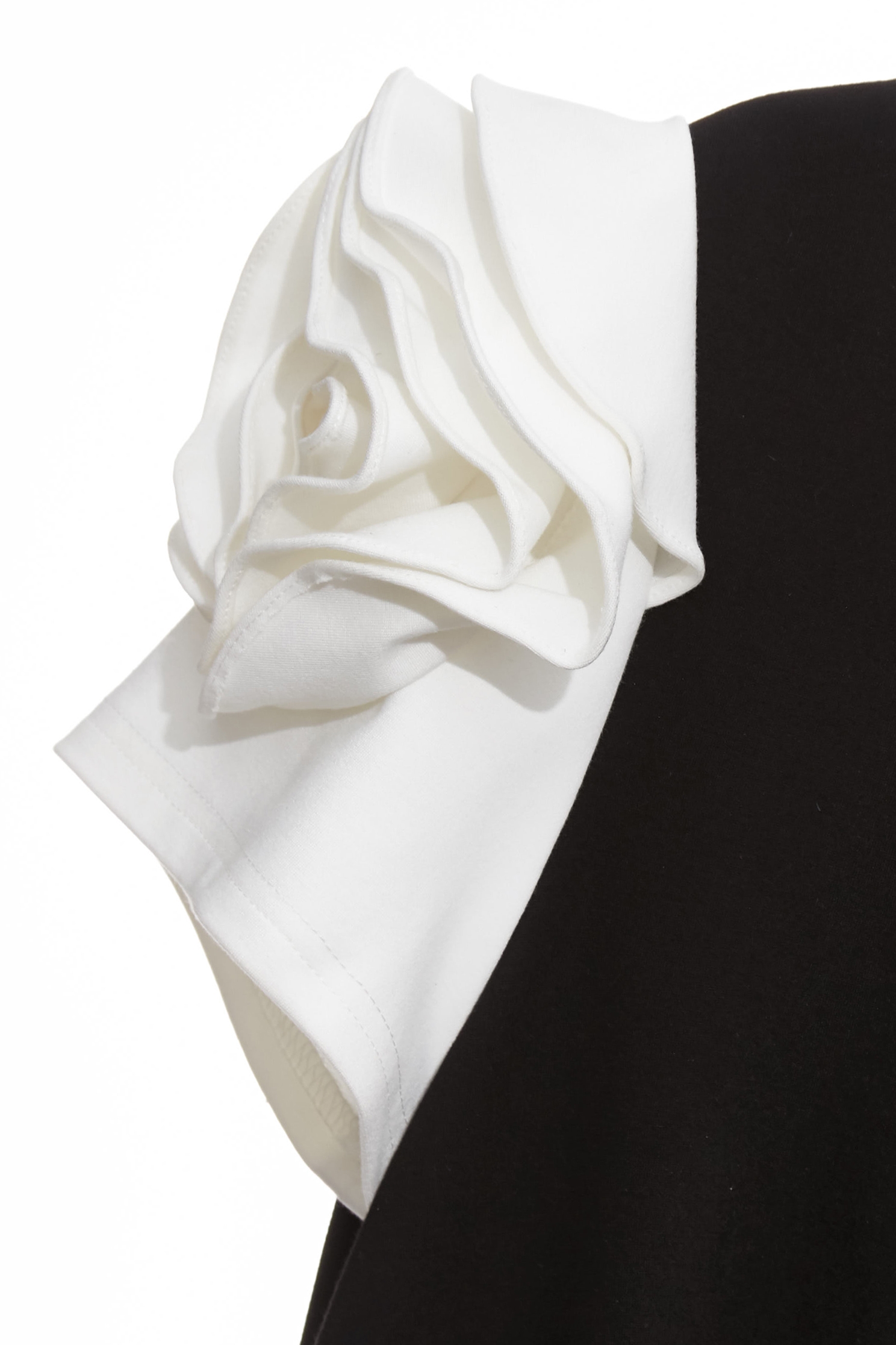 黑白拼色立體繞花洋裝黑白拼色立體繞花洋裝,一般洋裝,人氣商品,春夏穿搭,洋裝特輯,花花世界