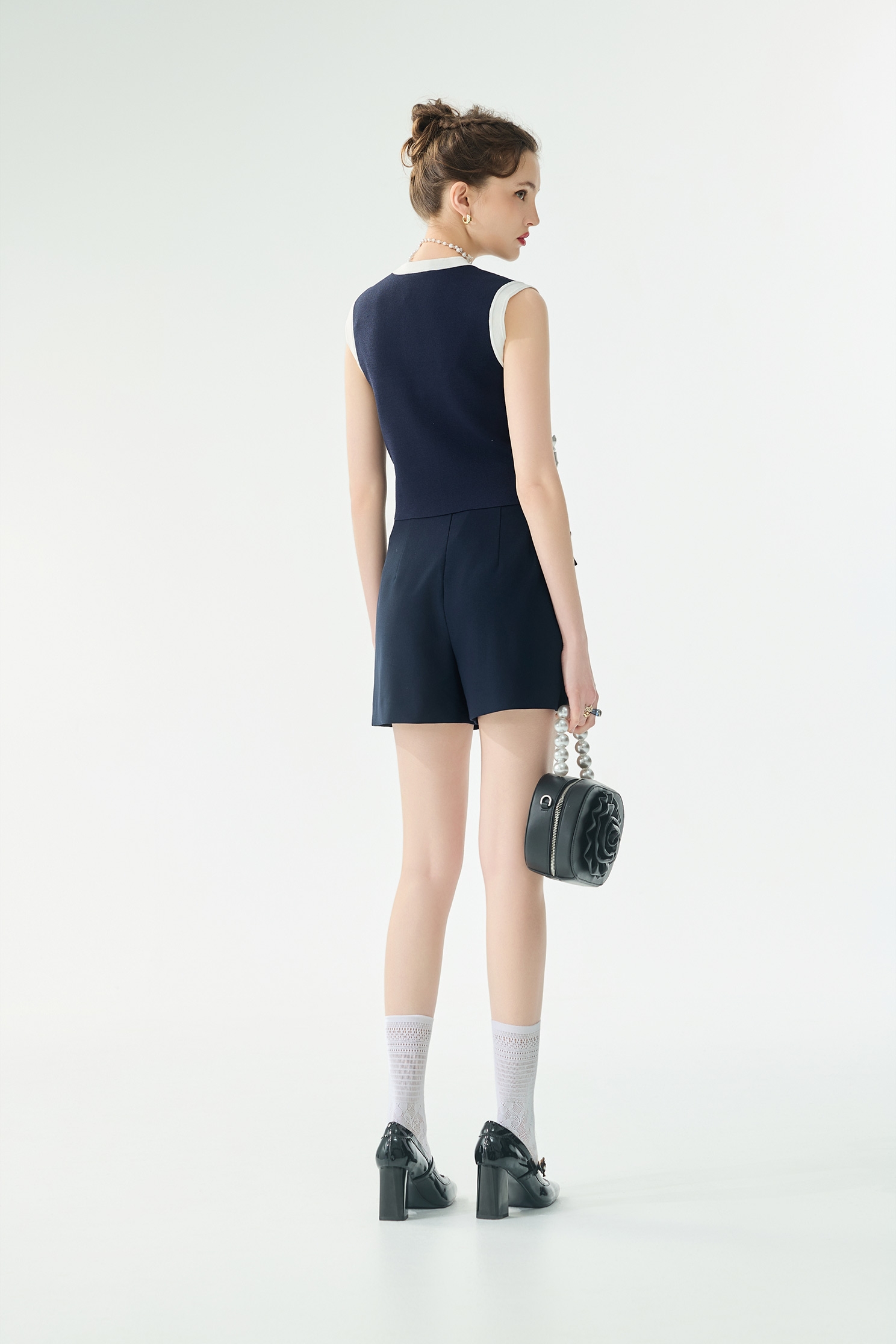 經典海軍藍針織配色背心經典海軍藍針織配色背心,一般背心,一般背心馬甲,上衣,春夏穿搭,背心,蝴蝶結,針織,針織背心