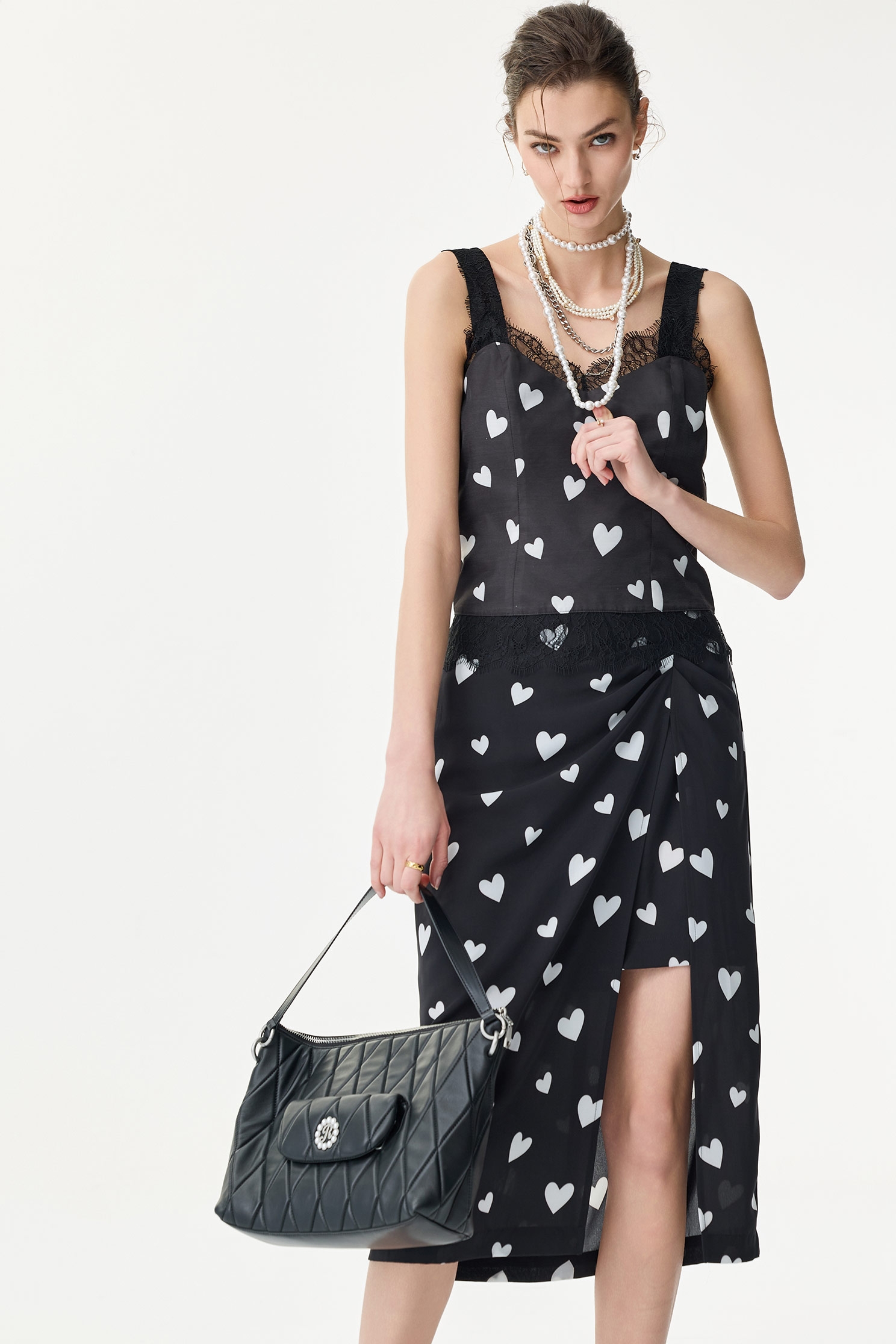 滿天心蕾絲小背心滿天心蕾絲小背心,一般背心,一般背心馬甲,春夏穿搭,時髦成套搭配,背心,蕾絲,蕾絲背心