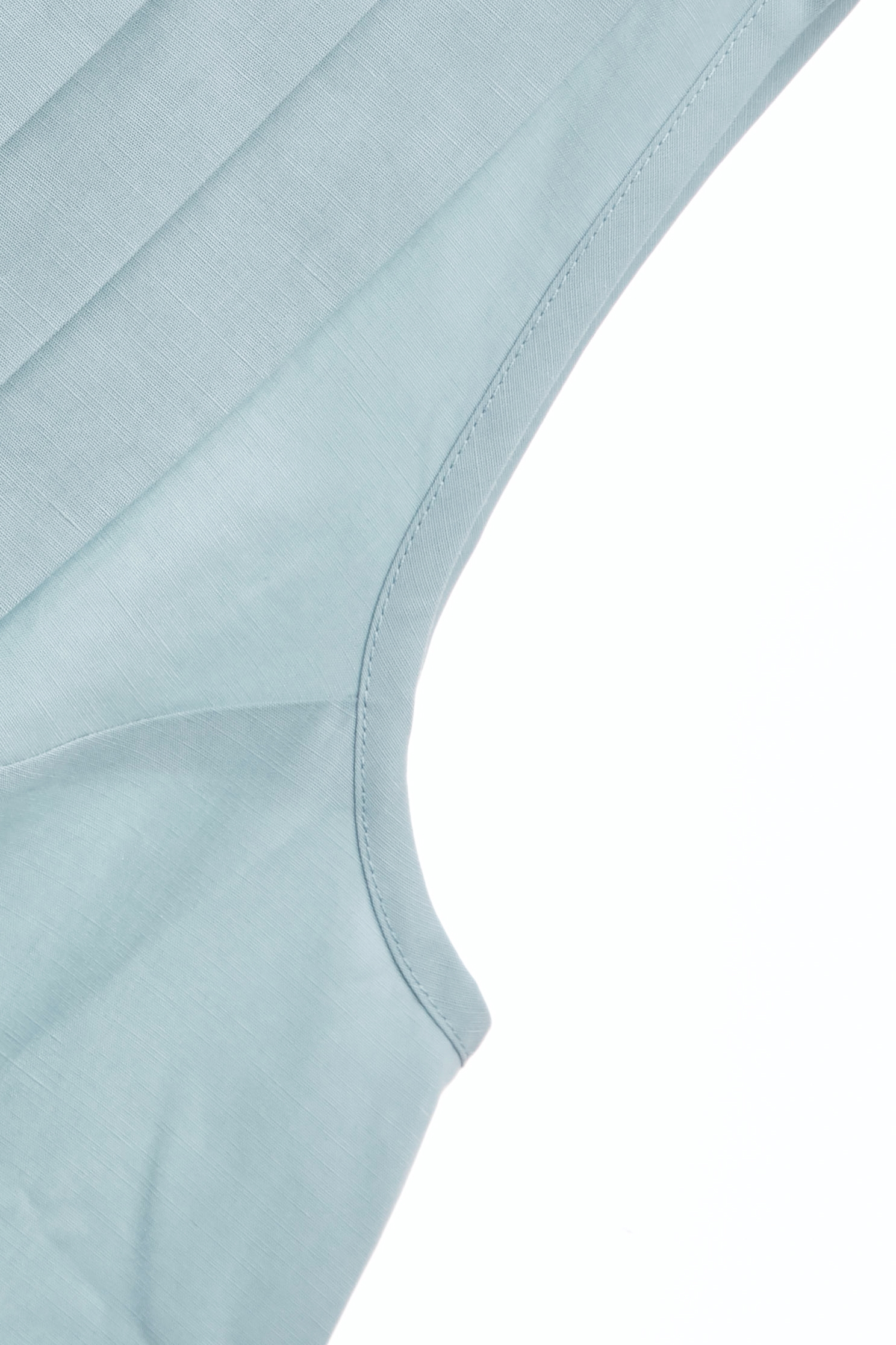 海沫綠抓褶V領棉麻背心海沫綠抓褶V領棉麻背心,V領背心,一般背心,一般背心馬甲,上班OL穿搭,春夏穿搭,時髦成套搭配,背心