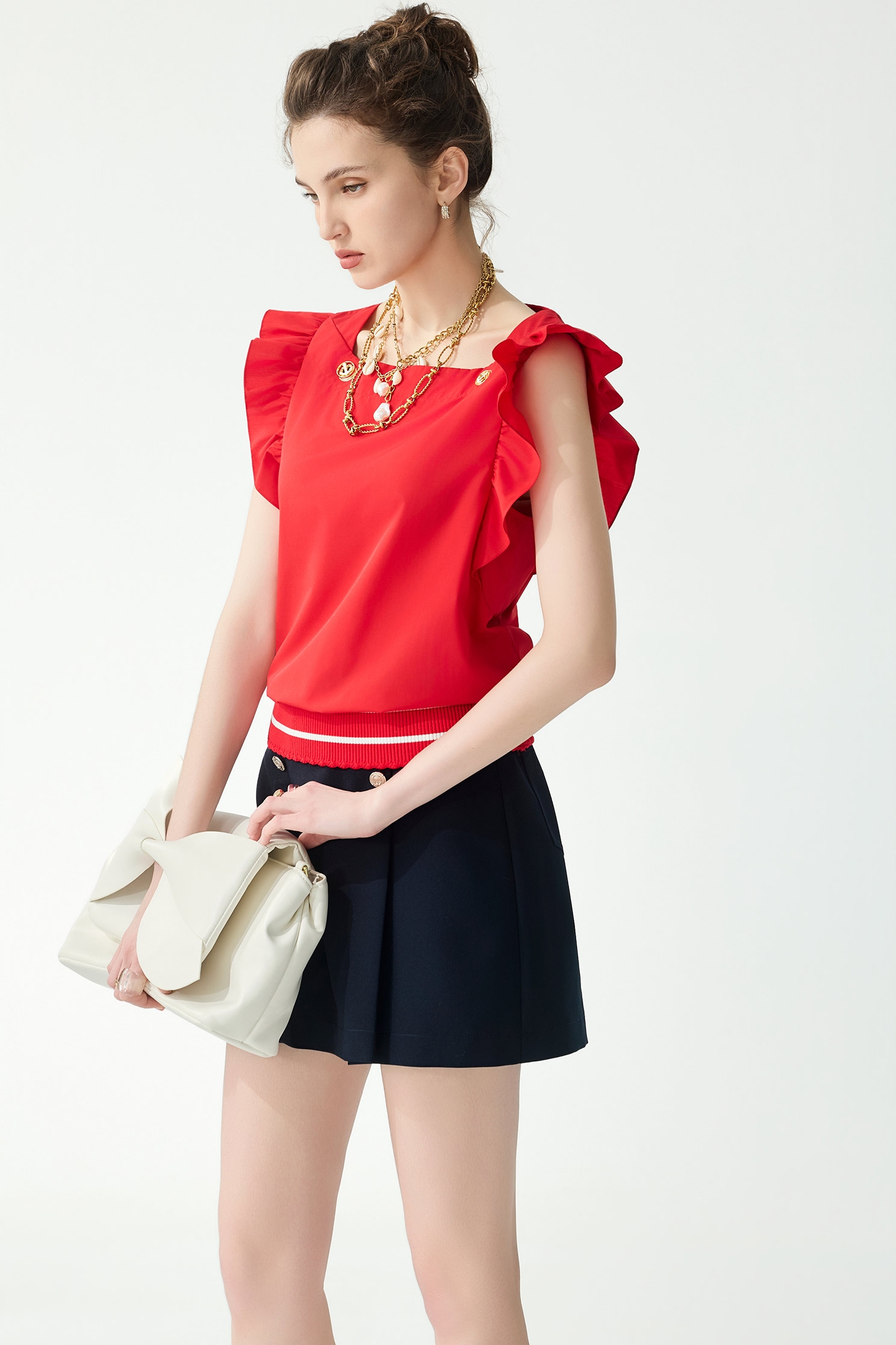 紅梅色花邊羅紋上衣紅梅色花邊羅紋上衣,一般背心,一般背心馬甲,上衣,春夏穿搭,背心,荷葉