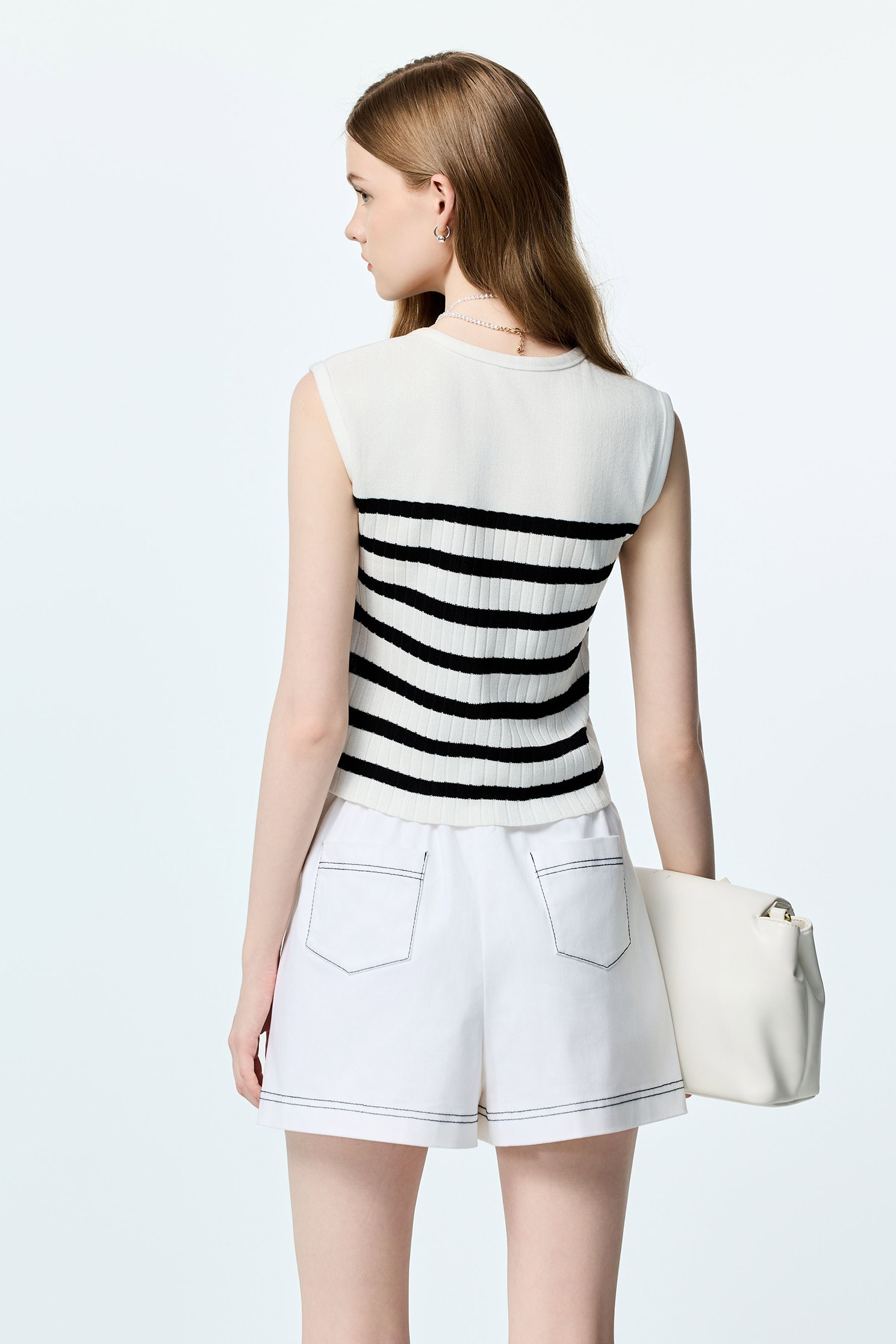 午夜藍條紋針織上衣午夜藍條紋針織上衣,一般背心,一般背心馬甲,上衣,人氣商品,春夏穿搭,條紋,無袖上衣,無袖背心,背心,針織,針織上衣