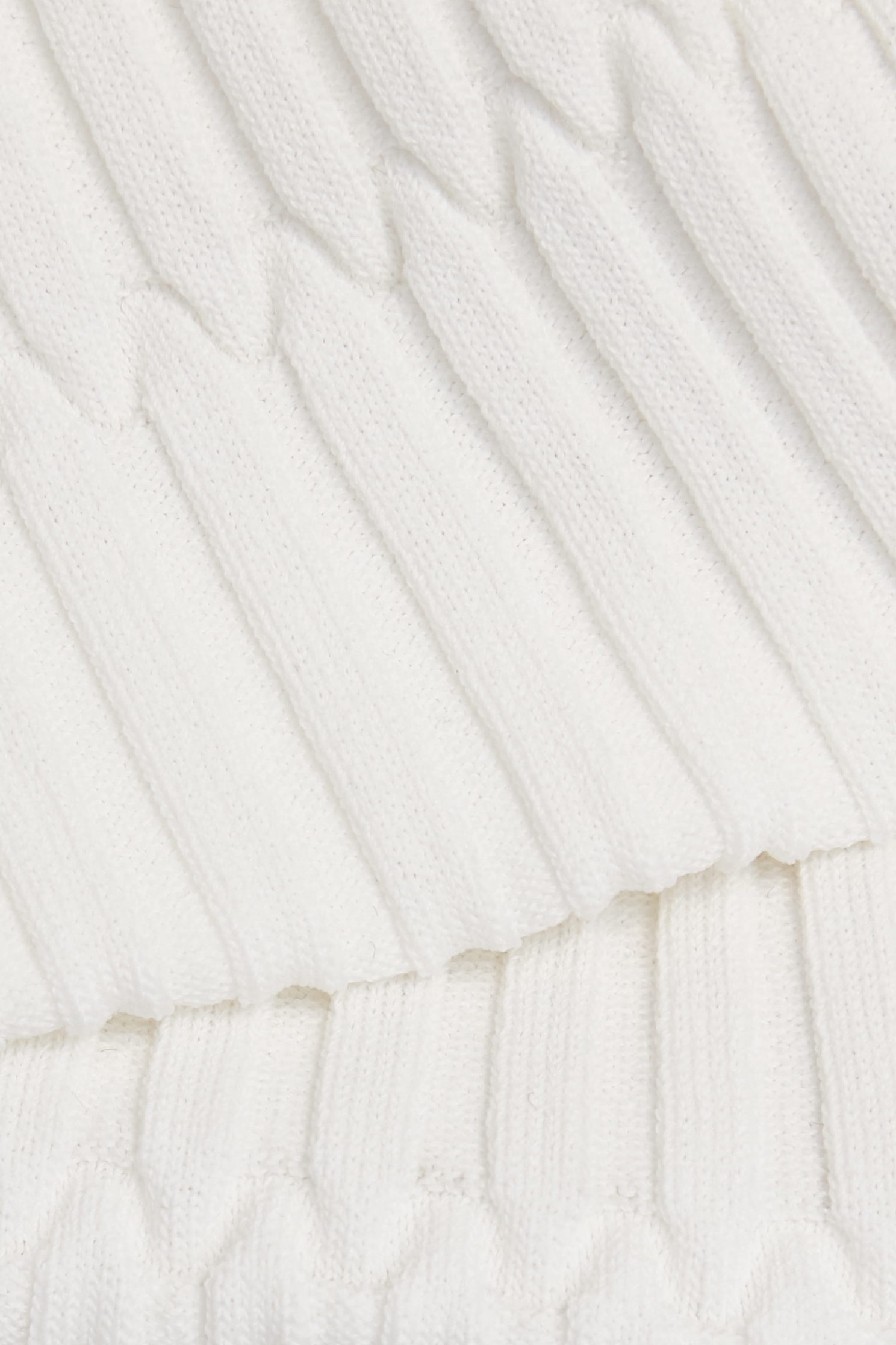 水手藍小香風鑲邊針織背心水手藍小香風鑲邊針織背心,V領上衣,V領背心,一般背心,一般背心馬甲,上班OL穿搭,上衣,小香風,無袖上衣,無袖背心,秋冬穿搭,約會特輯,背心,輕奢度假,輕奢渡假,針織,針織上衣,針織背心