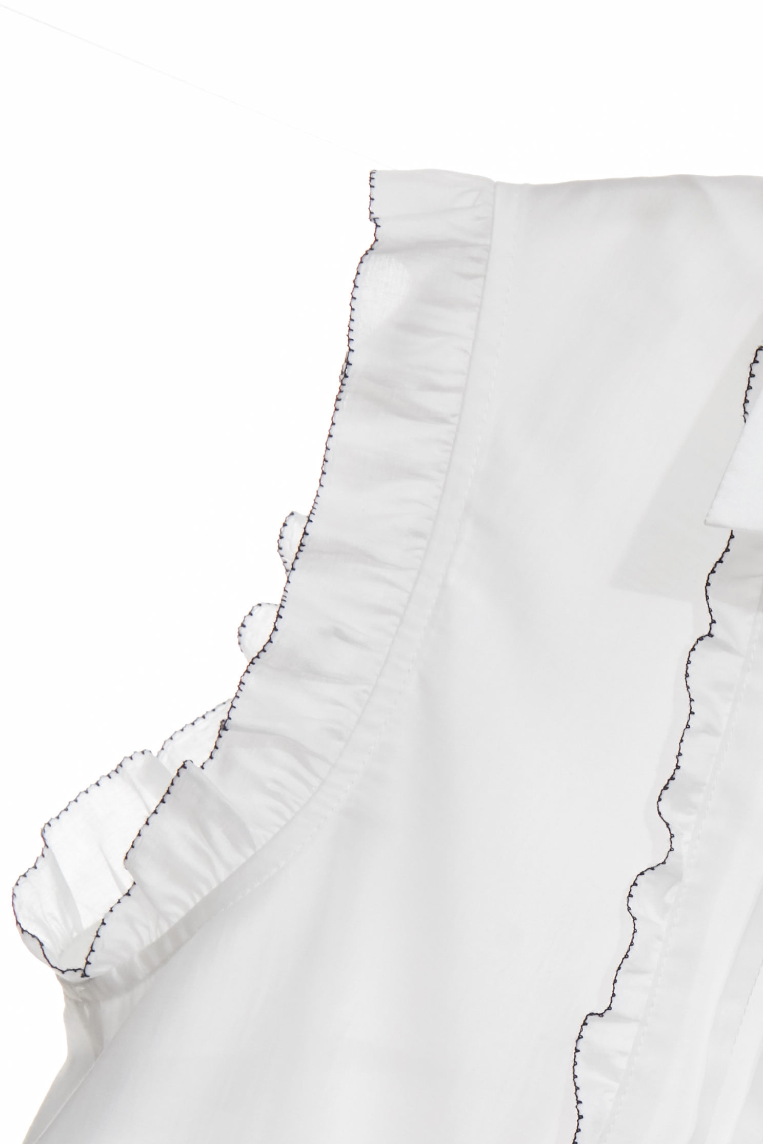 光學白撞色收邊上衣光學白撞色收邊上衣,一般背心,一般背心馬甲,上衣,人氣商品,刺繡,無袖上衣,無袖背心,秋冬穿搭,約會特輯,背心,荷葉,輕奢度假,輕奢渡假