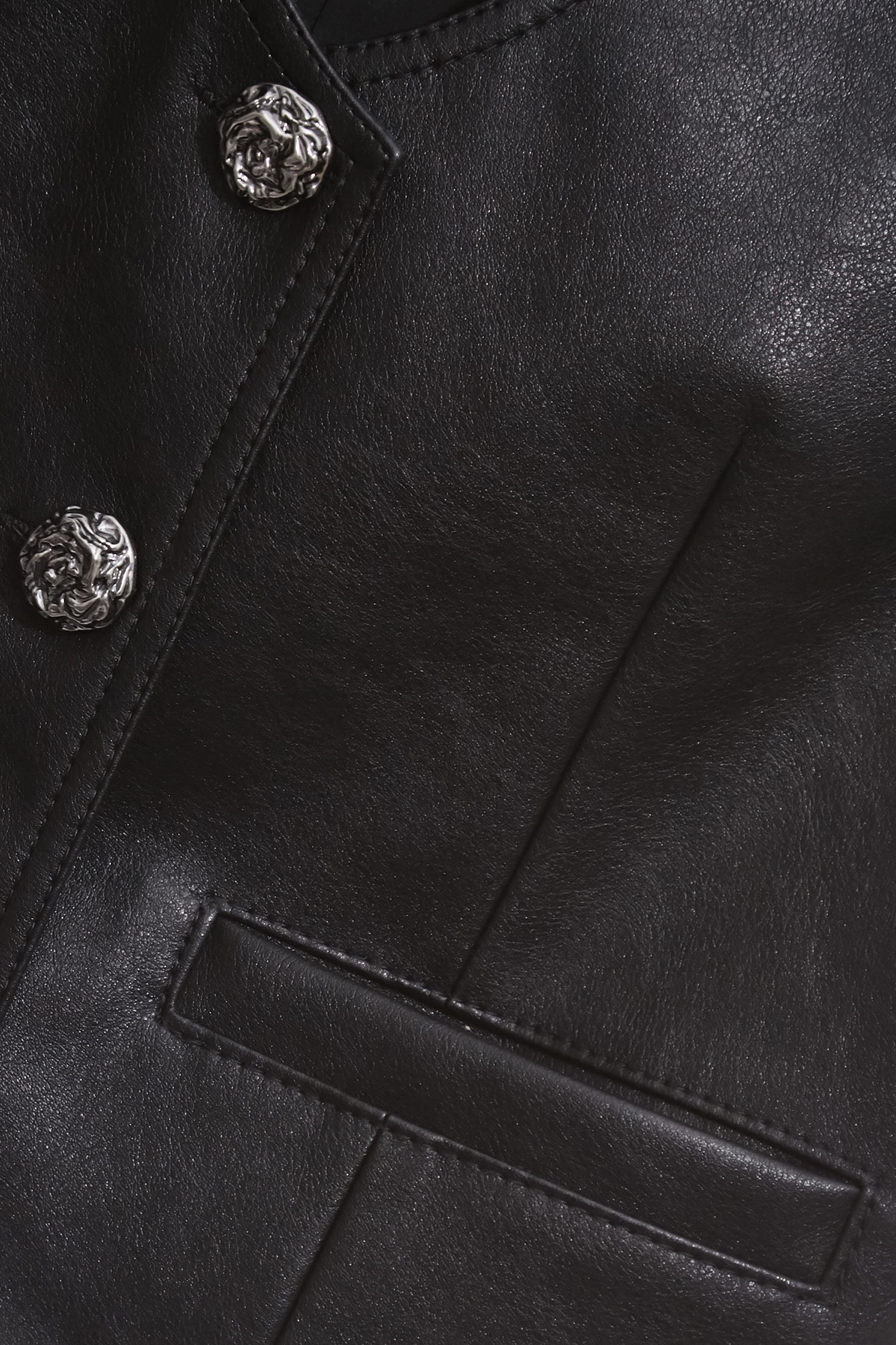 皮革合身西裝式背心皮革合身西裝式背心,一般背心,一般背心馬甲,上班OL穿搭,時髦成套搭配,皮革,秋冬穿搭,背心