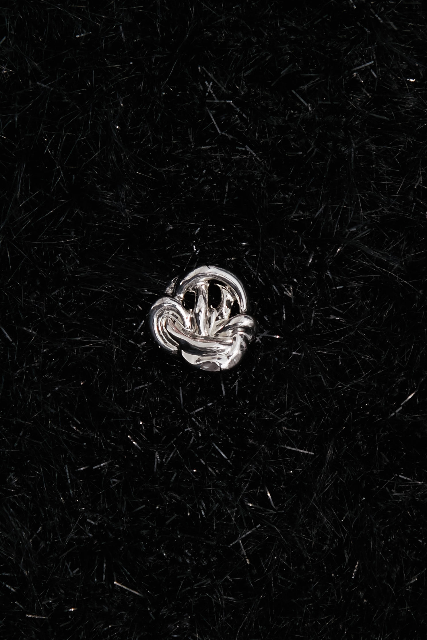 亮黑蔥紗Ｖ領針織背心亮黑蔥紗Ｖ領針織背心,V領背心,一般背心,一般背心馬甲,上班OL穿搭,秋冬穿搭,約會特輯,背心,針織,針織背心