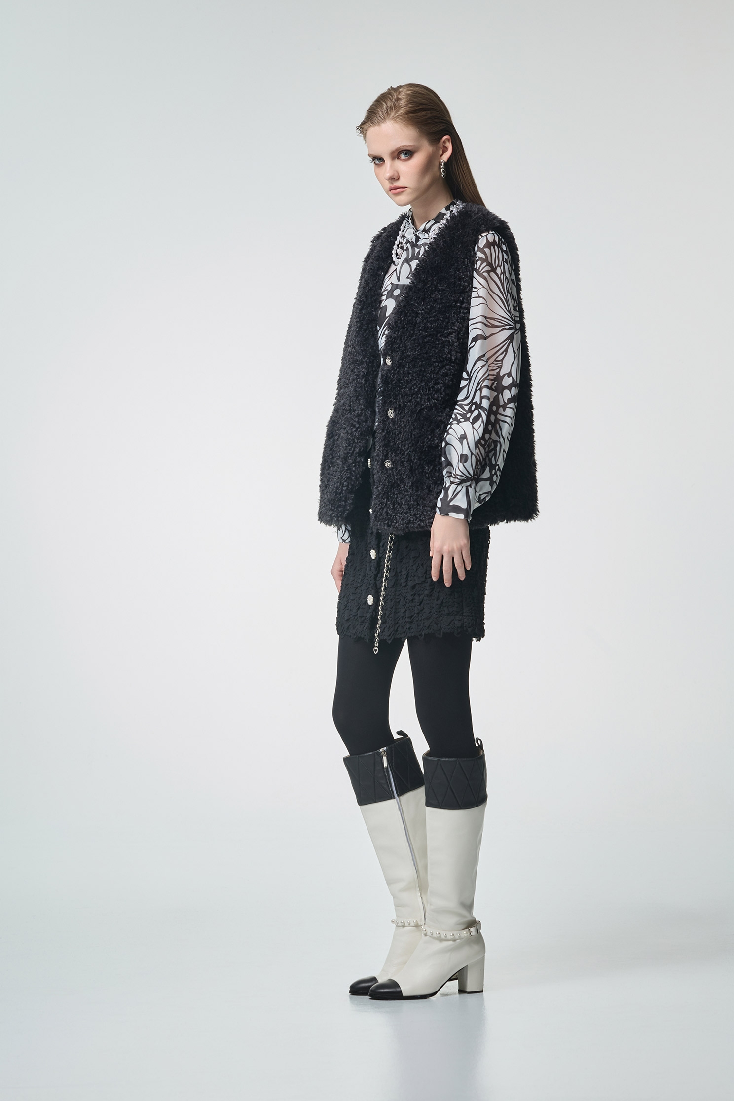 夜黑泰迪熊背心外套夜黑泰迪熊背心外套,一般背心,一般背心馬甲,上班OL穿搭,外套,秋冬穿搭,約會特輯,背心,背心外套