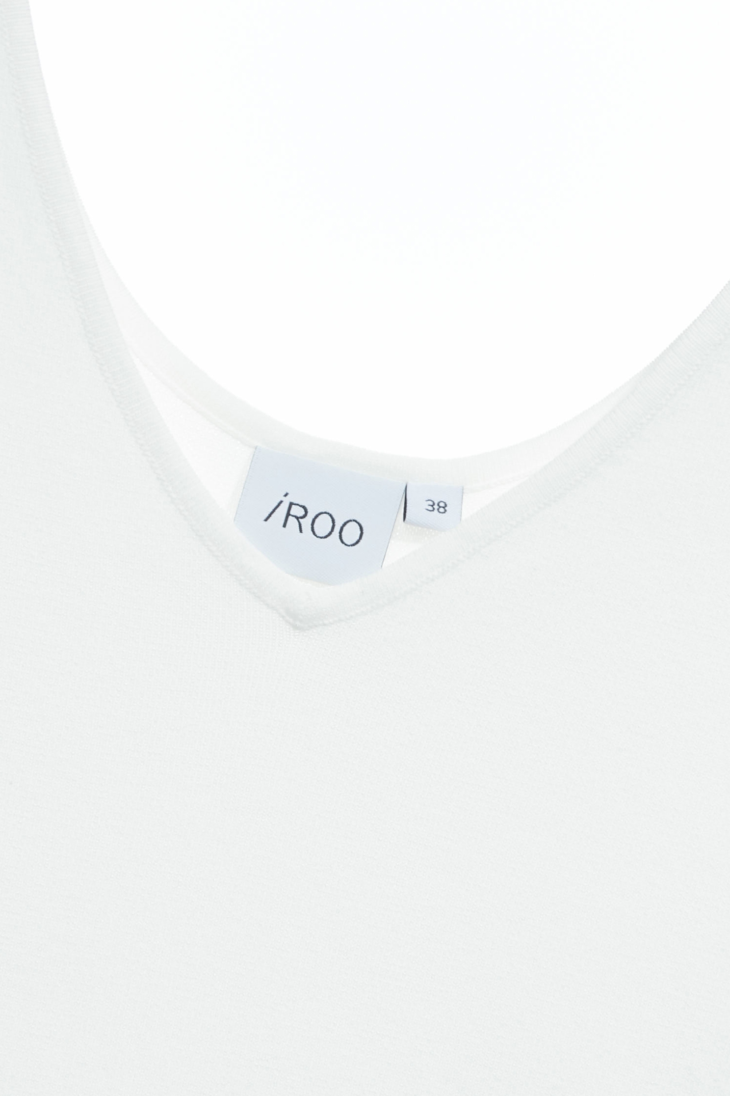 復古極簡針織背心復古極簡針織背心,V領背心,春夏穿搭,白色背心,背心,針織,針織背心