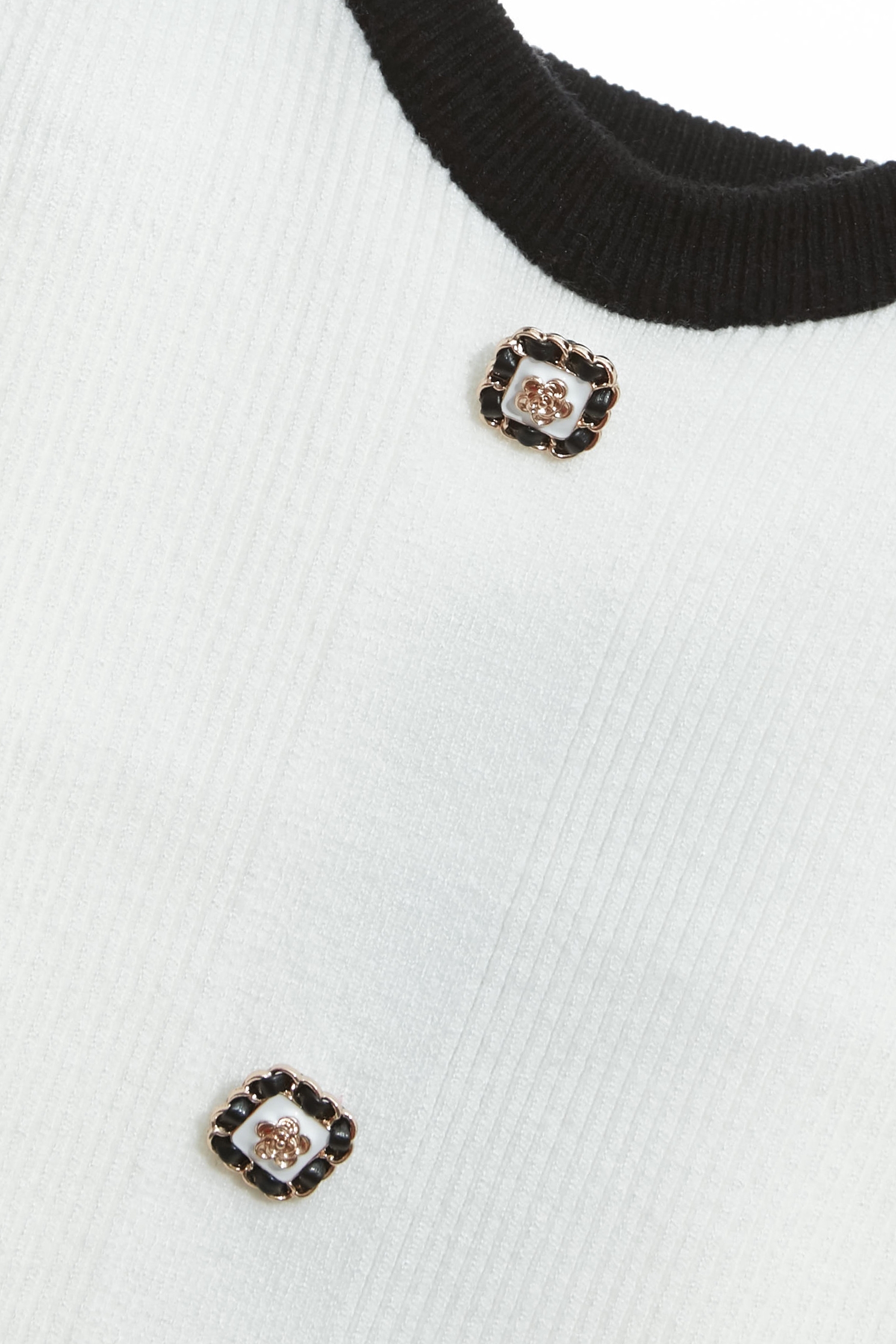 細坑條黑白配色針織背心細坑條黑白配色針織背心,一般背心,一般背心馬甲,春夏穿搭,白色背心,背心,針織,針織背心