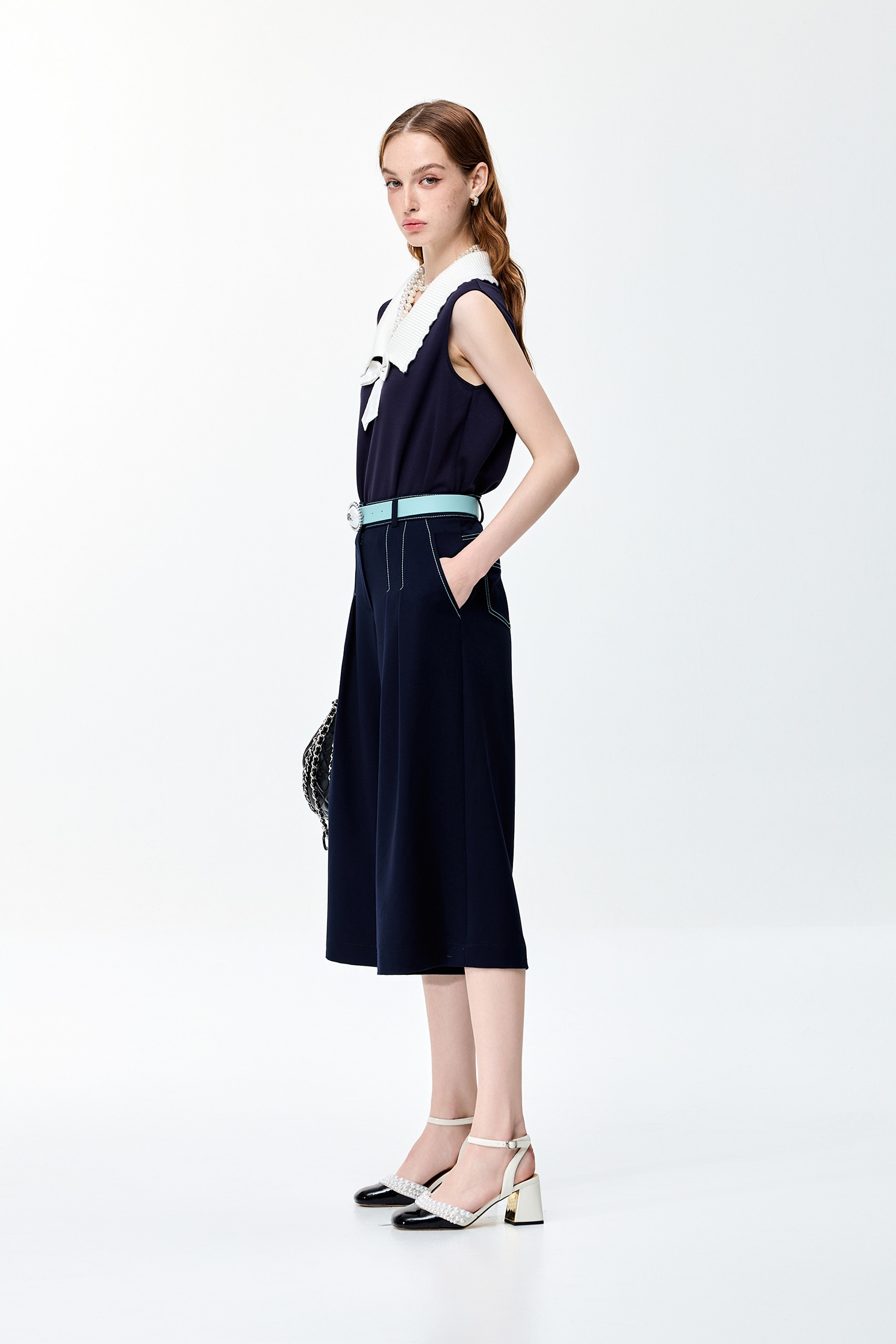 火山玻璃色背心上衣火山玻璃色背心上衣,一般背心,一般背心馬甲,上班OL穿搭,上衣,春夏穿搭,無袖上衣,無袖背心,約會特輯,背心,蝴蝶結,針織