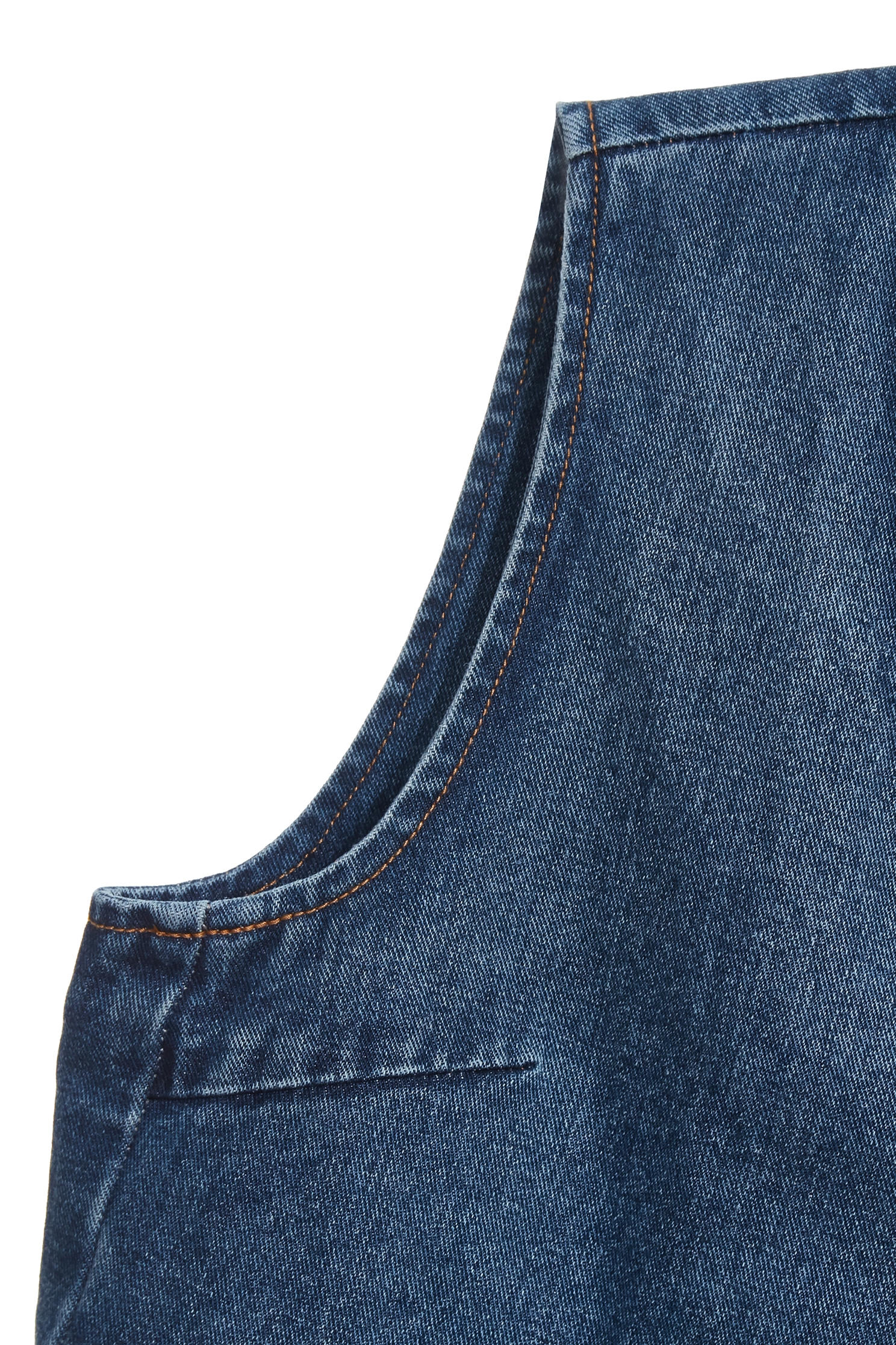 個性造型身片牛仔背心個性造型身片牛仔背心,V領背心,一般背心,一般背心馬甲,丹寧,外套,春夏穿搭,無袖背心,牛仔,牛仔外套,約會特輯,背心