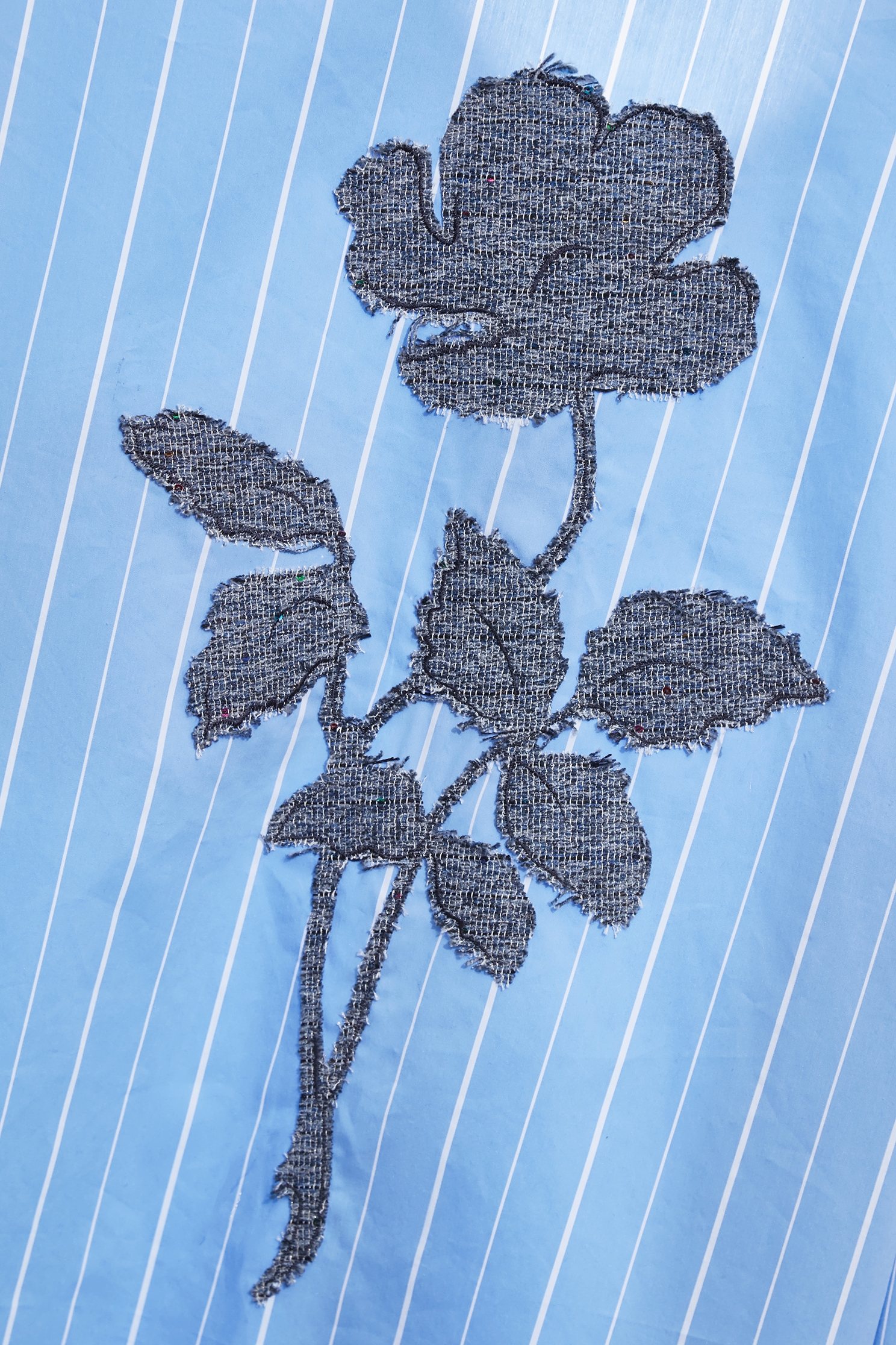 溫室花卉貼布刺繡上衣溫室花卉貼布刺繡上衣,上衣,刺繡,春夏穿搭,條紋,襯衫