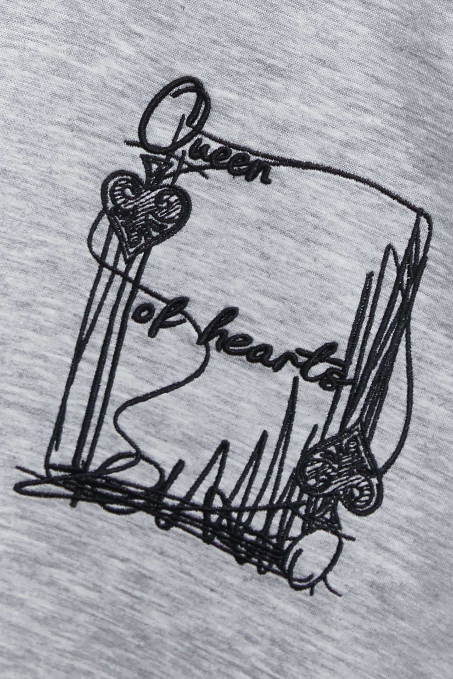 藝術口袋繡花Ｔ恤上衣藝術口袋繡花Ｔ恤上衣,上衣,春夏穿搭,繡花