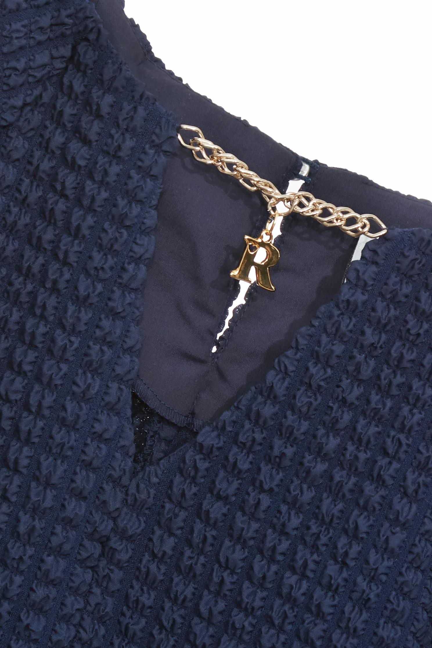 日蝕藍色燈籠袖上衣日蝕藍色燈籠袖上衣,V領上衣,上衣,春夏穿搭,格紋,約會特輯