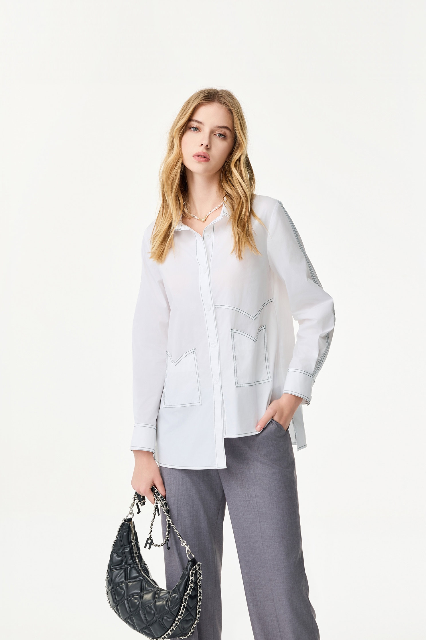 撞色綠線設計長版襯衫撞色綠線設計長版襯衫,上班OL穿搭,春夏穿搭,襯衫,長版襯衫