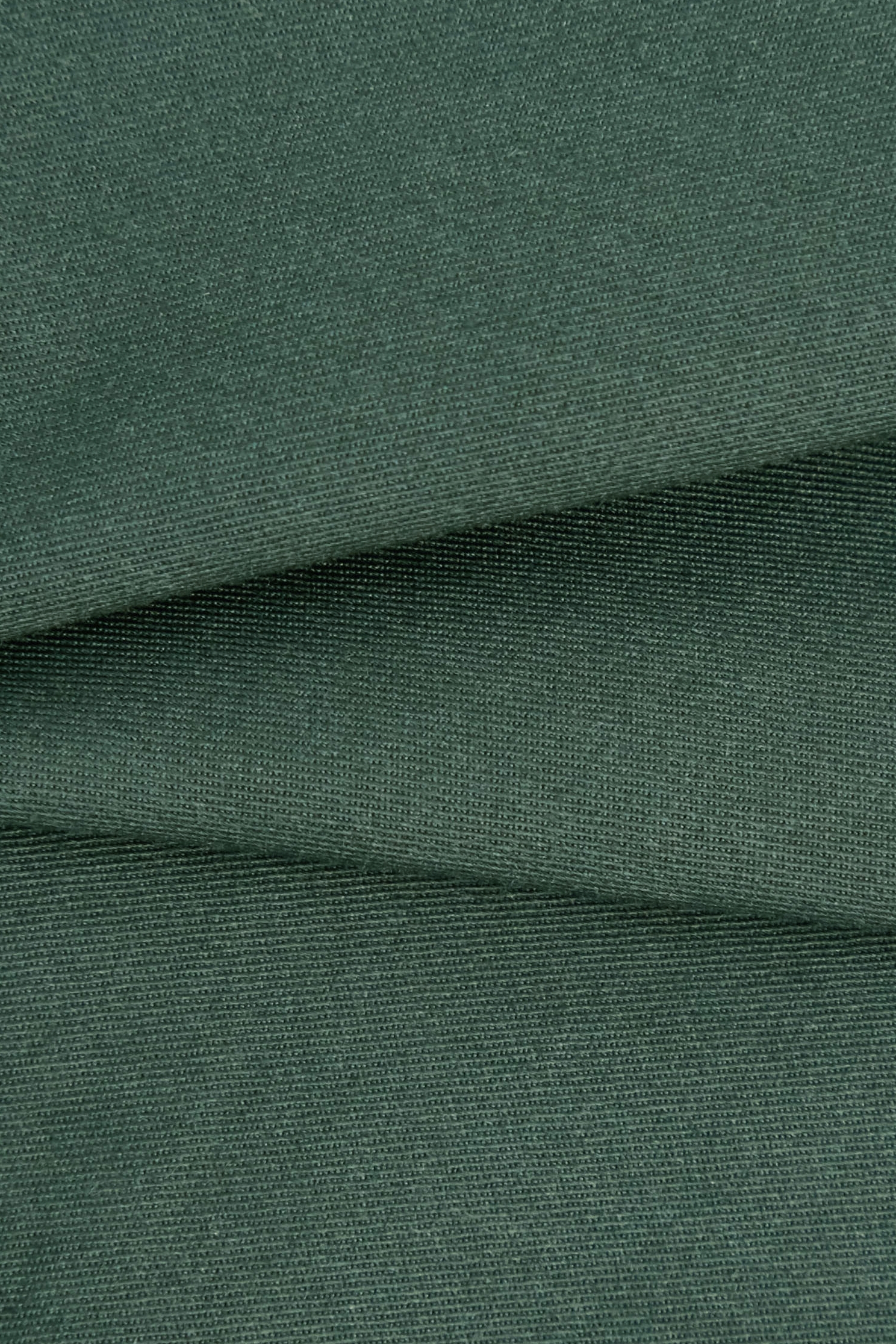 高山綠Ｖ領繡花襯衫高山綠Ｖ領繡花襯衫,上班OL穿搭,春夏穿搭,繡花,襯衫