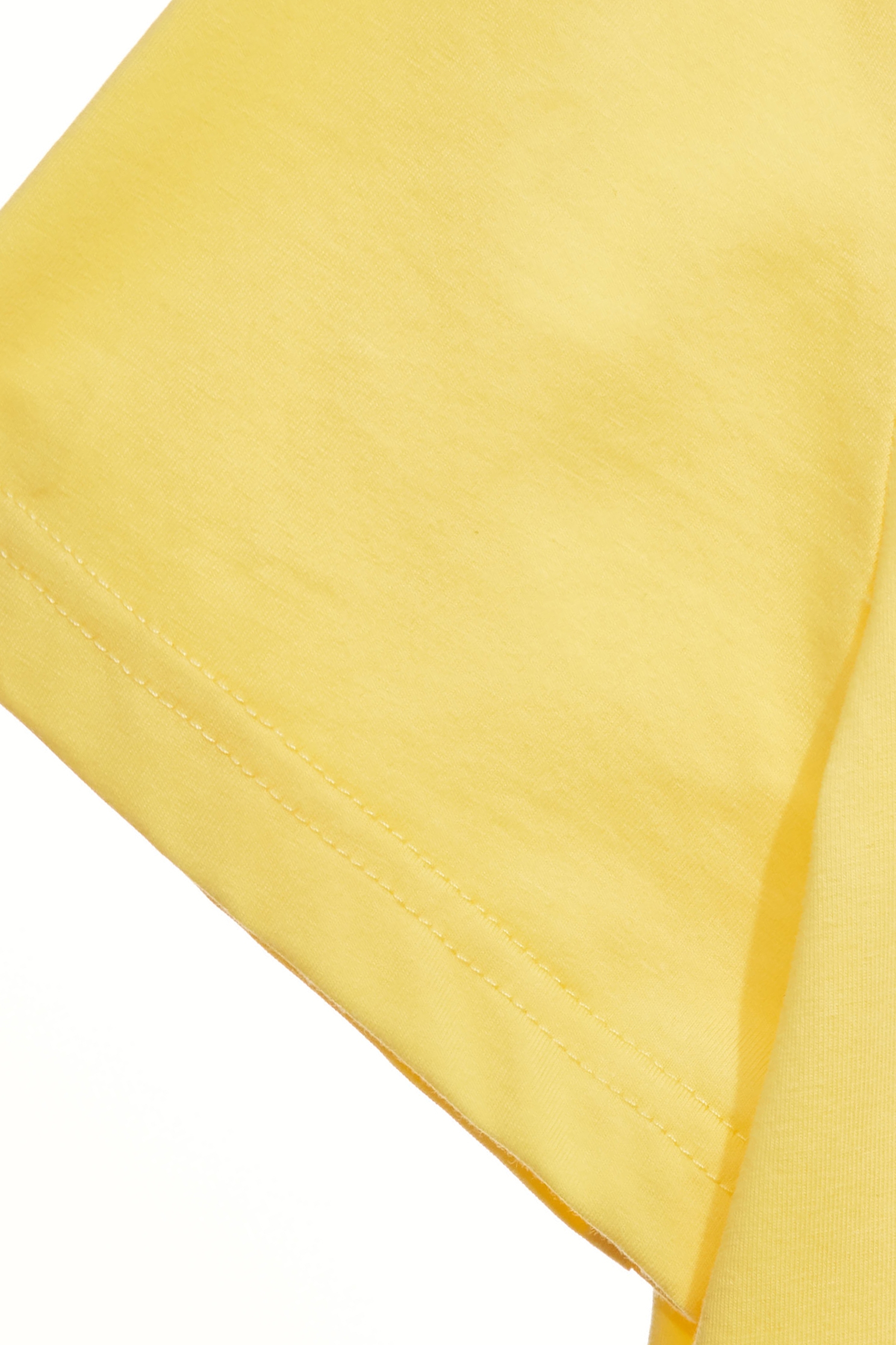 撞色羅紋領陽光黃Ｔ撞色羅紋領陽光黃Ｔ,T-Shirt,春夏穿搭,純棉,繡花,輕奢度假,輕奢渡假