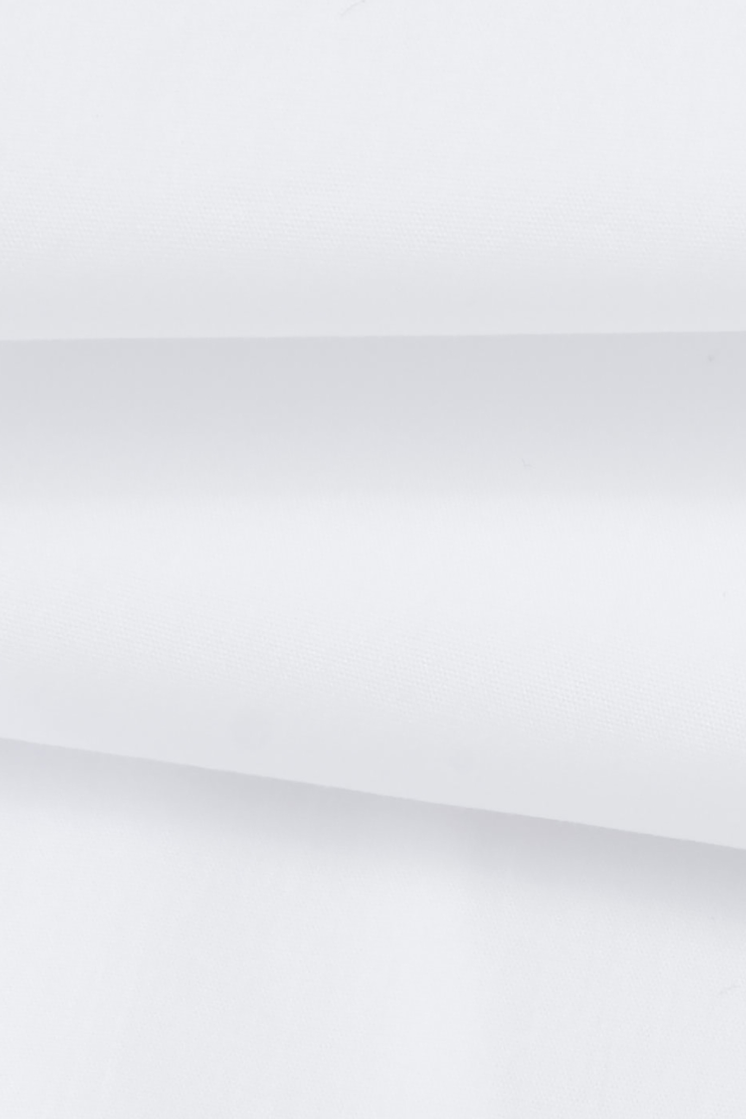 平塔克線條設計白襯衫平塔克線條設計白襯衫,上班OL穿搭,春夏穿搭,繡花,襯衫