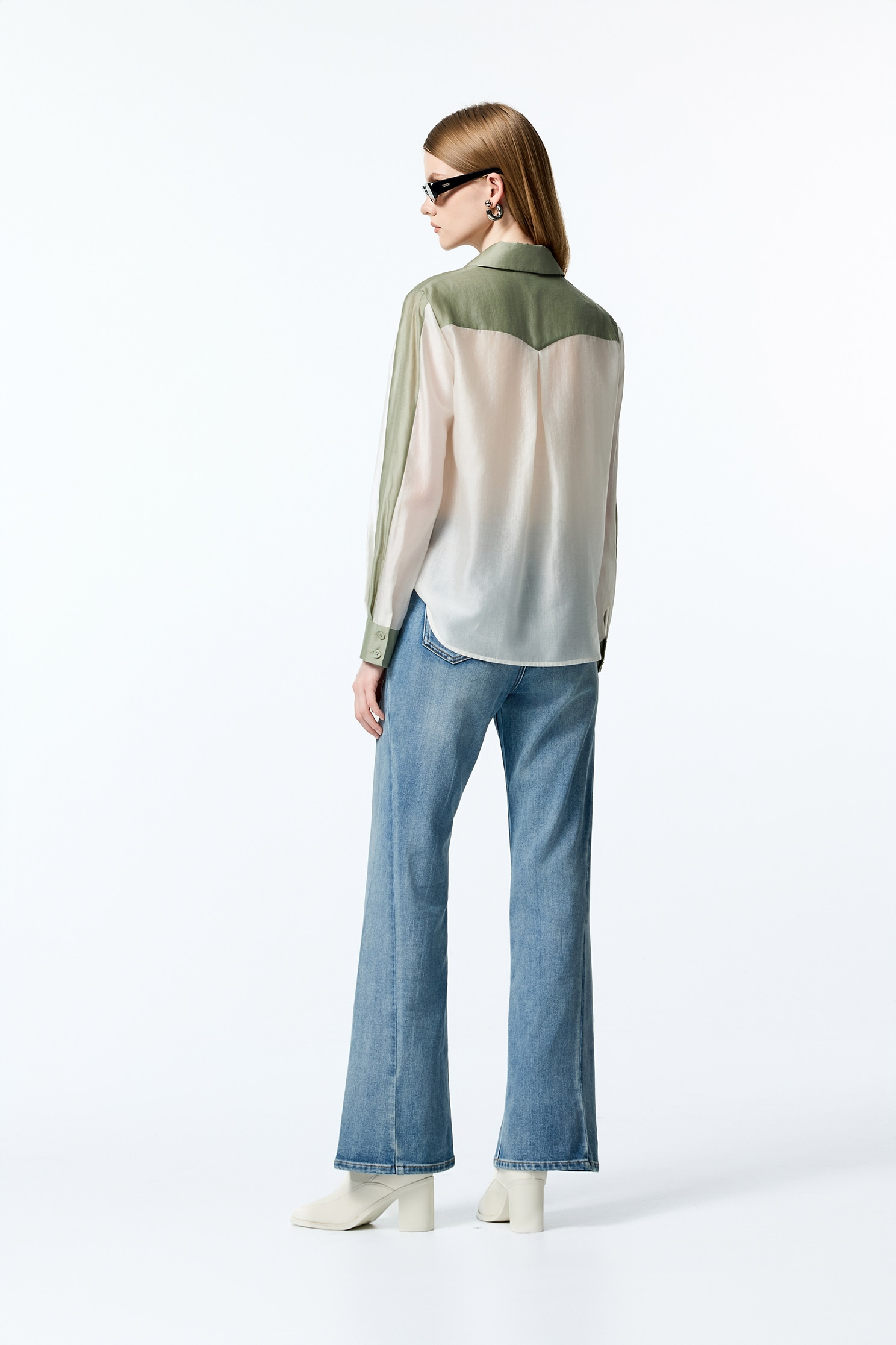 海帶綠撞色拼接上衣海帶綠撞色拼接上衣,上班OL穿搭,上衣,秋冬穿搭,襯衫