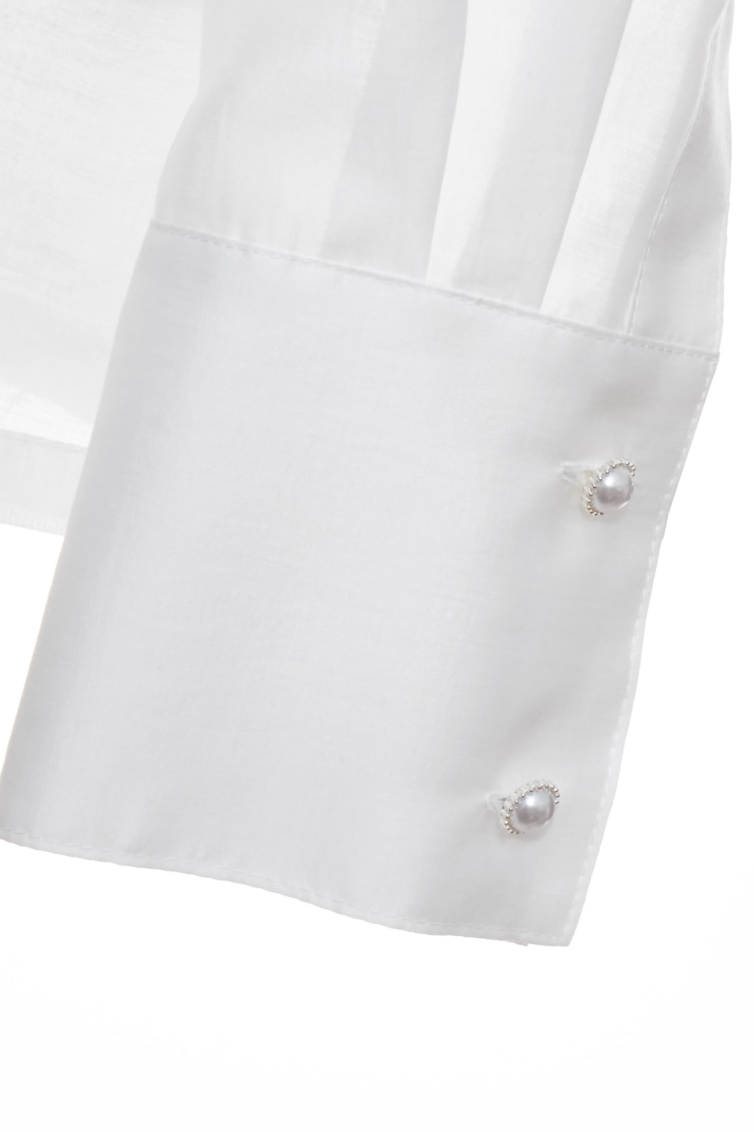 珍珠荷葉領絲棉單品上衣珍珠荷葉領絲棉單品上衣,上班OL穿搭,上衣,人氣商品,珍珠,秋冬穿搭,細肩帶,荷葉