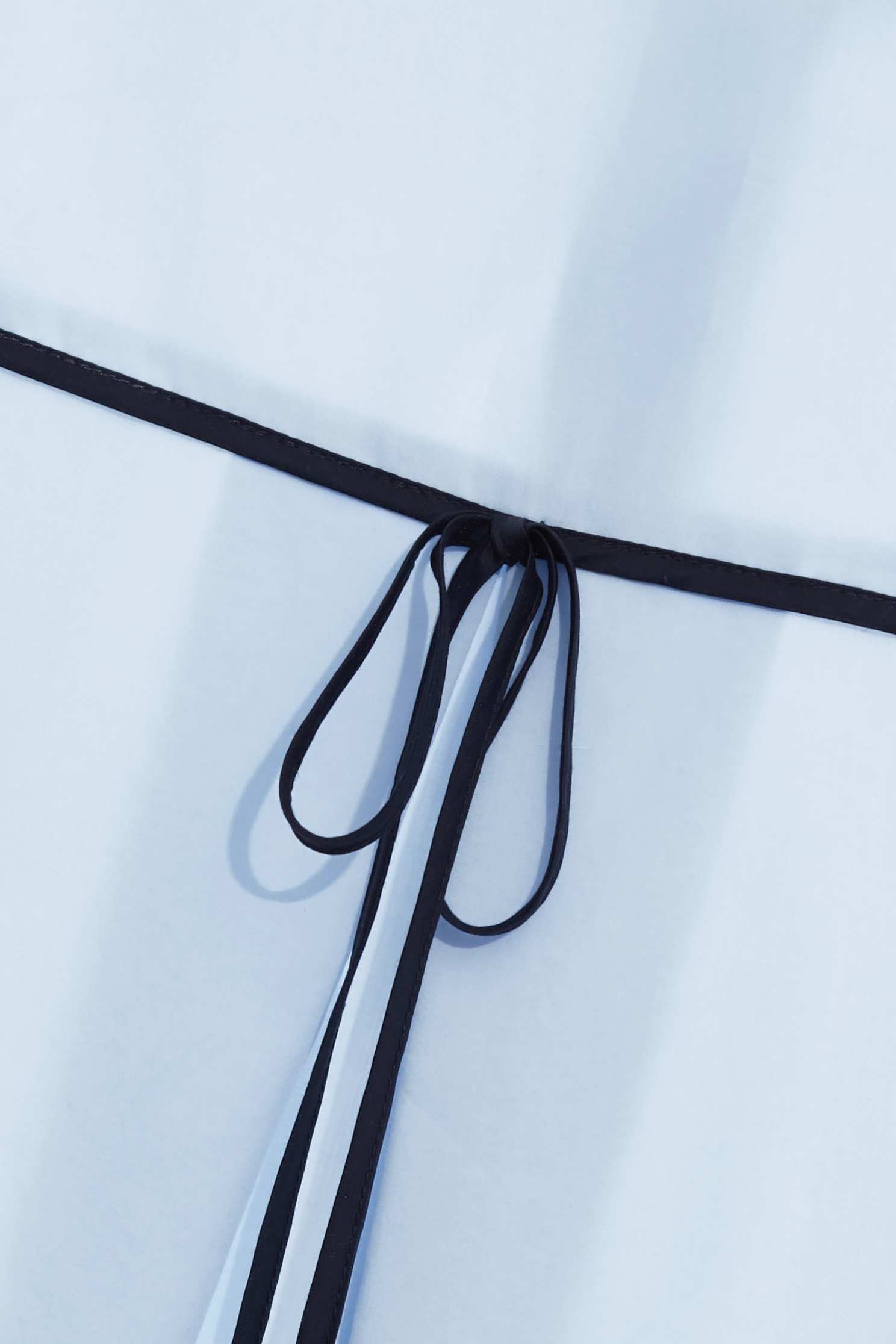 帆船藍鑲色邊造型襯衫帆船藍鑲色邊造型襯衫,上班OL穿搭,上衣,秋冬穿搭,襯衫