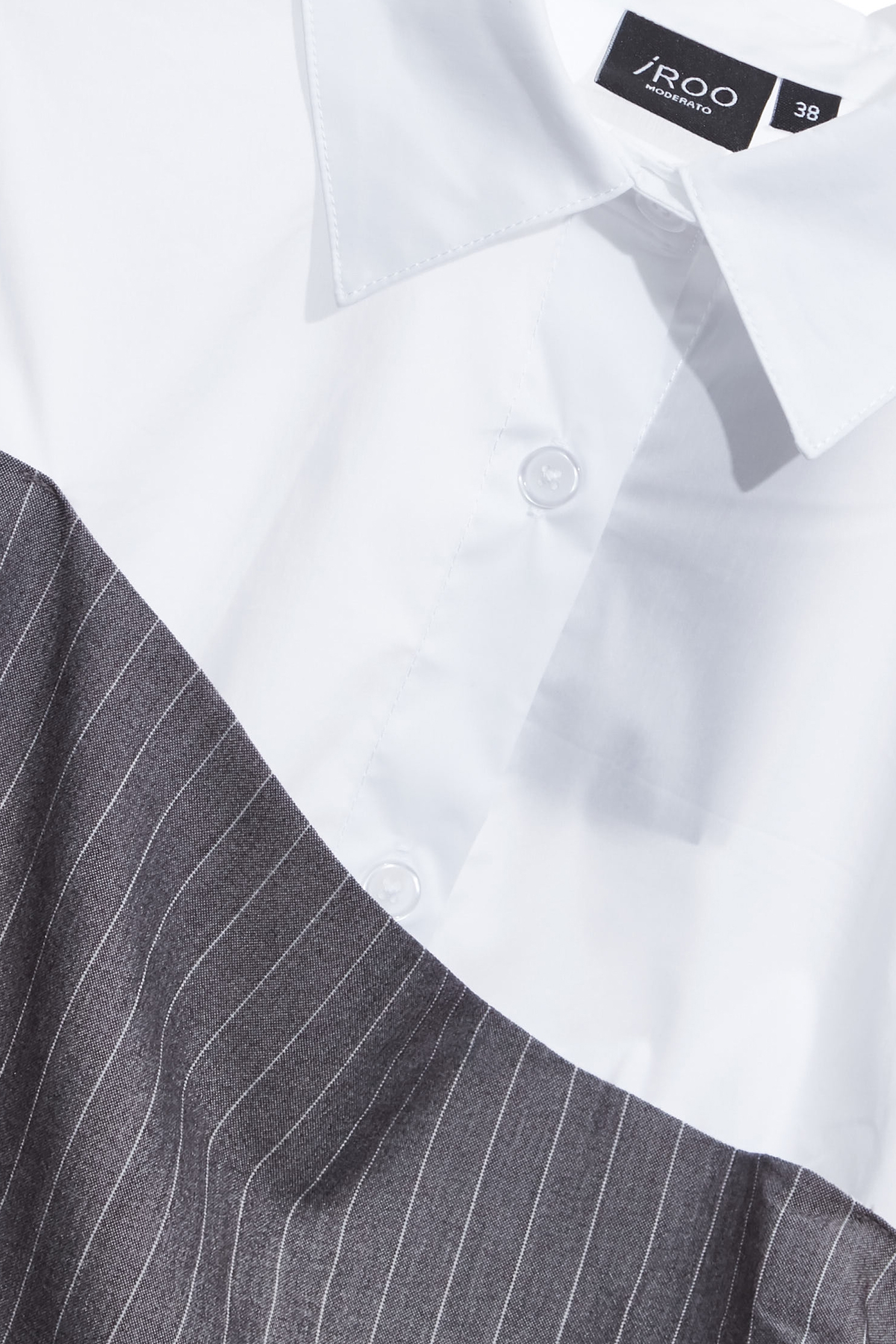 靜謐灰馬甲襯衫上衣靜謐灰馬甲襯衫上衣,上班OL穿搭,上衣,人氣商品,時髦成套搭配,條紋,秋冬穿搭,襯衫