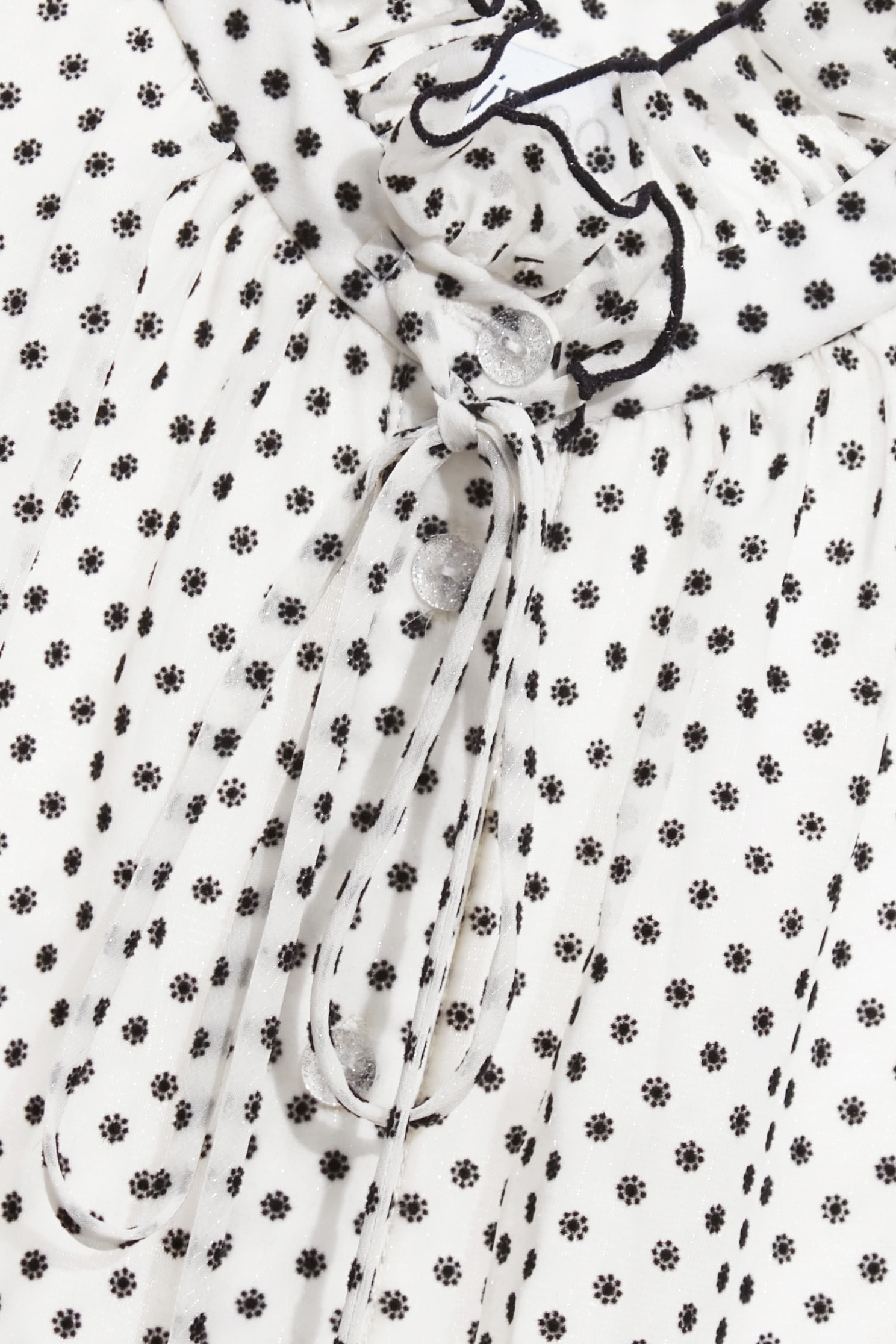 花朵植絨造型上衣花朵植絨造型上衣,上班OL穿搭,上衣,人氣商品,波點,秋冬穿搭,荷葉,襯衫,雪紡