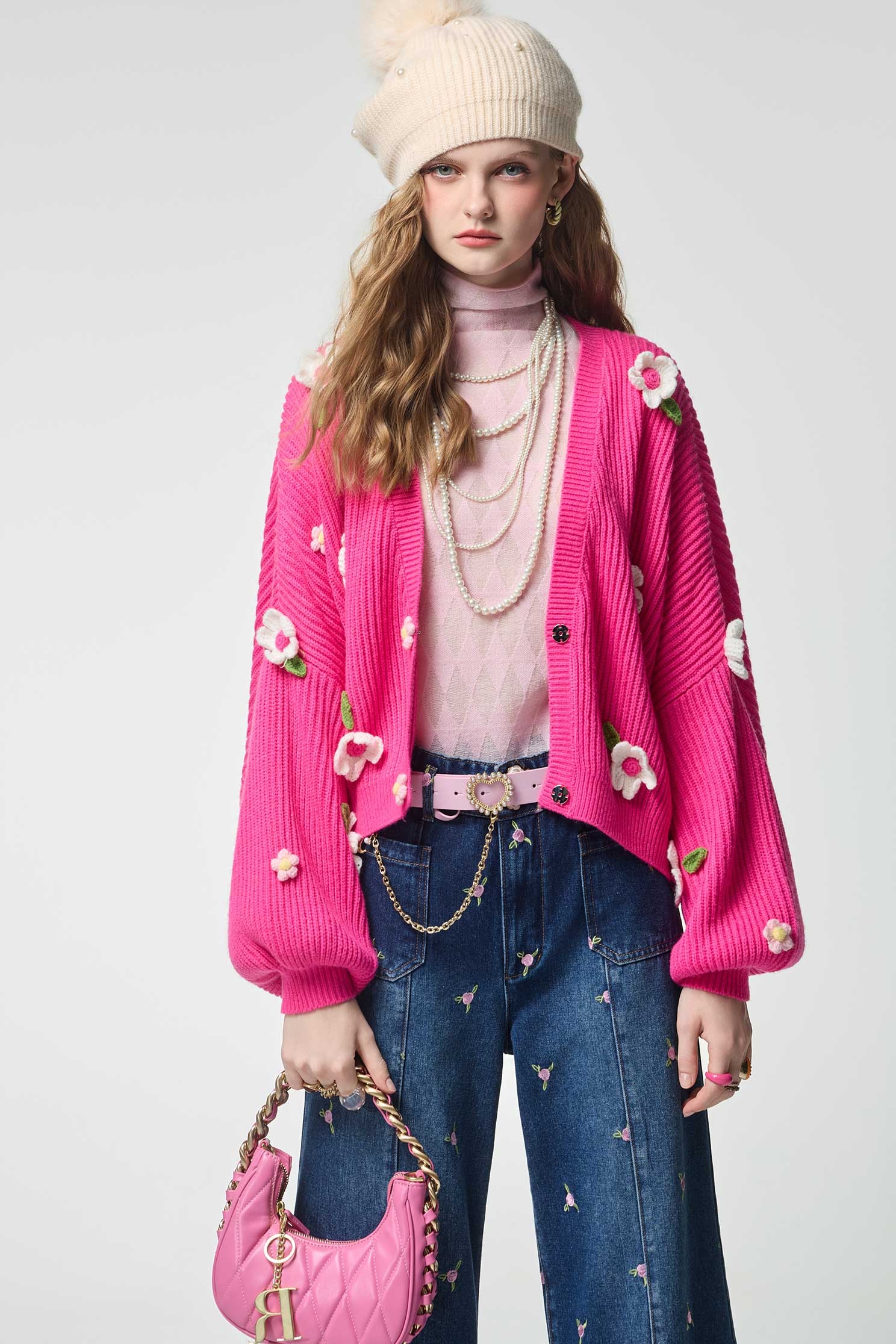 玫瑰石英粉菱格針織上衣玫瑰石英粉菱格針織上衣,上班OL穿搭,上衣,格紋,秋冬穿搭,約會特輯,針織,針織上衣,針織衫