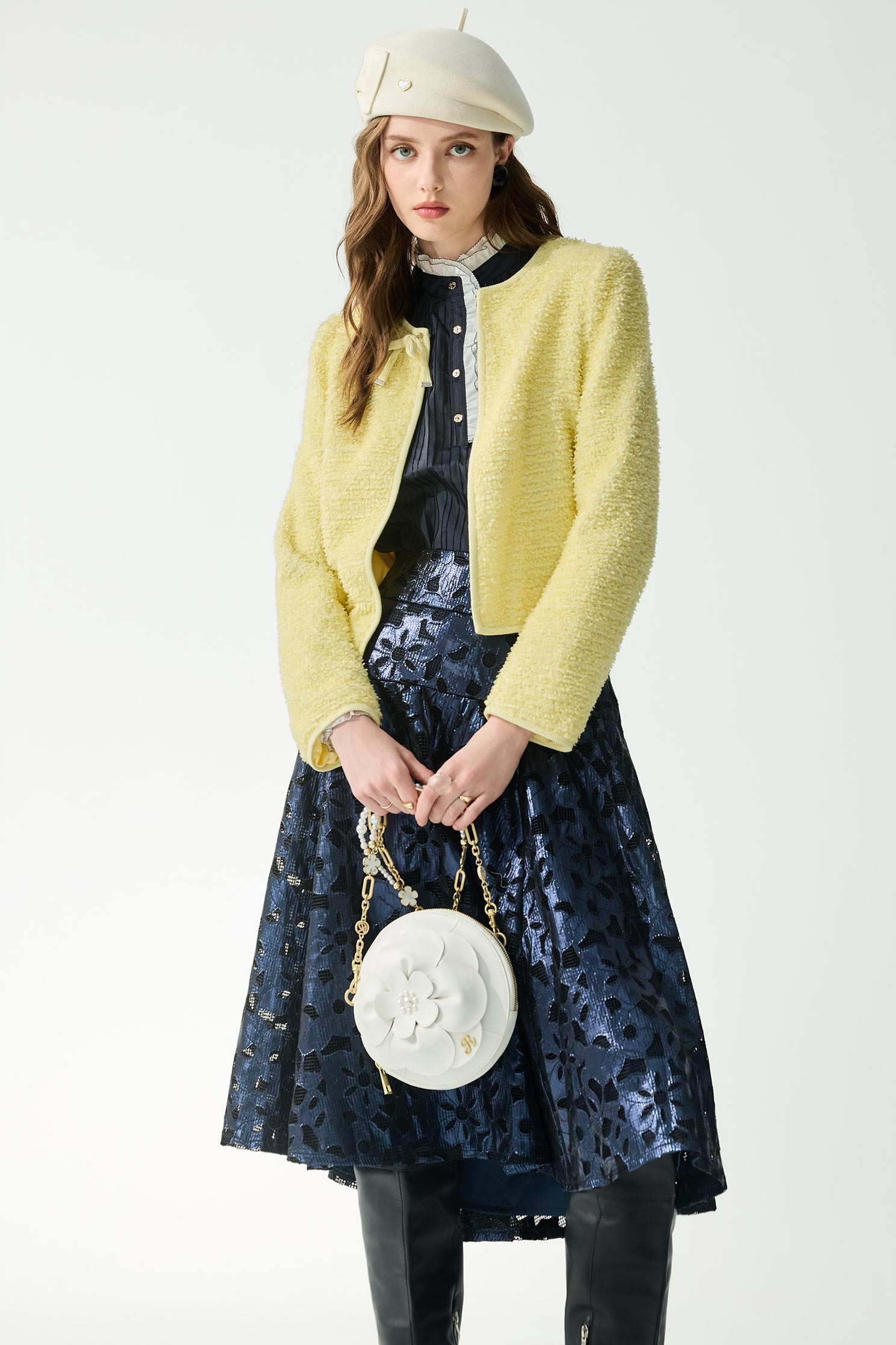 午夜藍細摺條上衣午夜藍細摺條上衣,上衣,春夏穿搭,荷葉