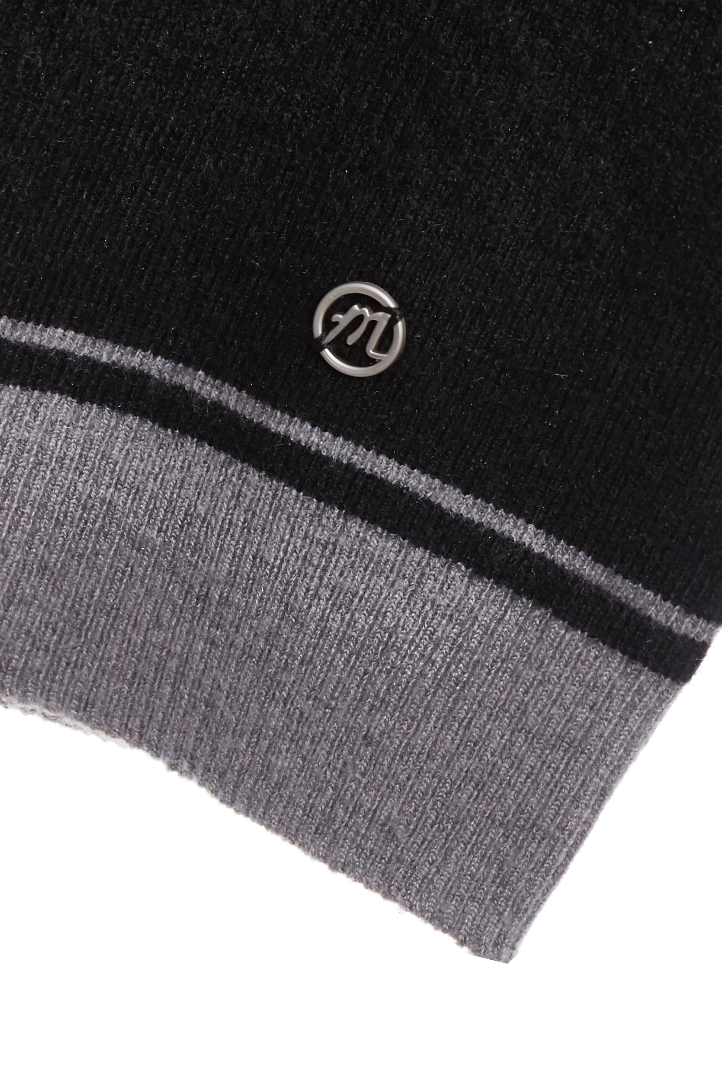 月光灰下擺針織上衣月光灰下擺針織上衣,上班OL穿搭,上衣,條紋,秋冬穿搭,簡約穿搭,針織,針織上衣,針織衫