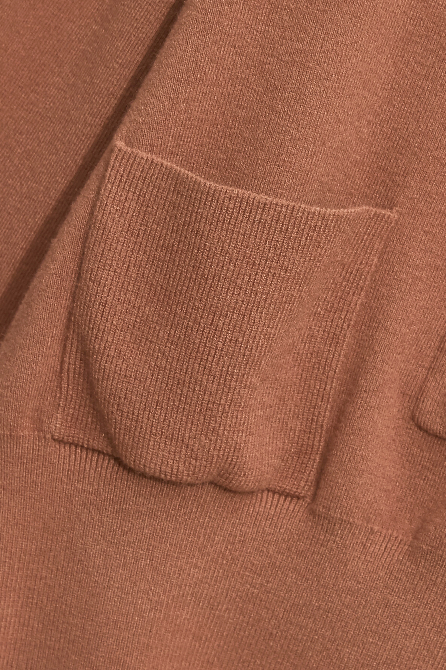 質樸原色拉鍊針織上衣質樸原色拉鍊針織上衣,上班OL穿搭,上衣,人氣商品,秋冬穿搭,簡約穿搭,約會特輯,針織,針織上衣,針織衫