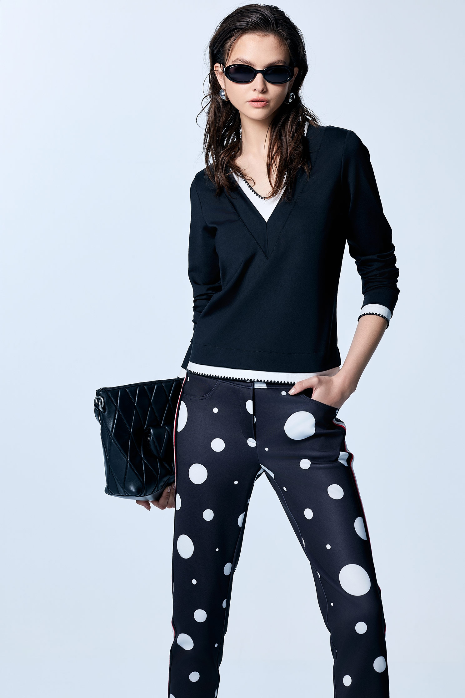 假兩件膠原蛋白上衣假兩件膠原蛋白上衣,上衣,人氣商品,春夏穿搭,黑色上衣