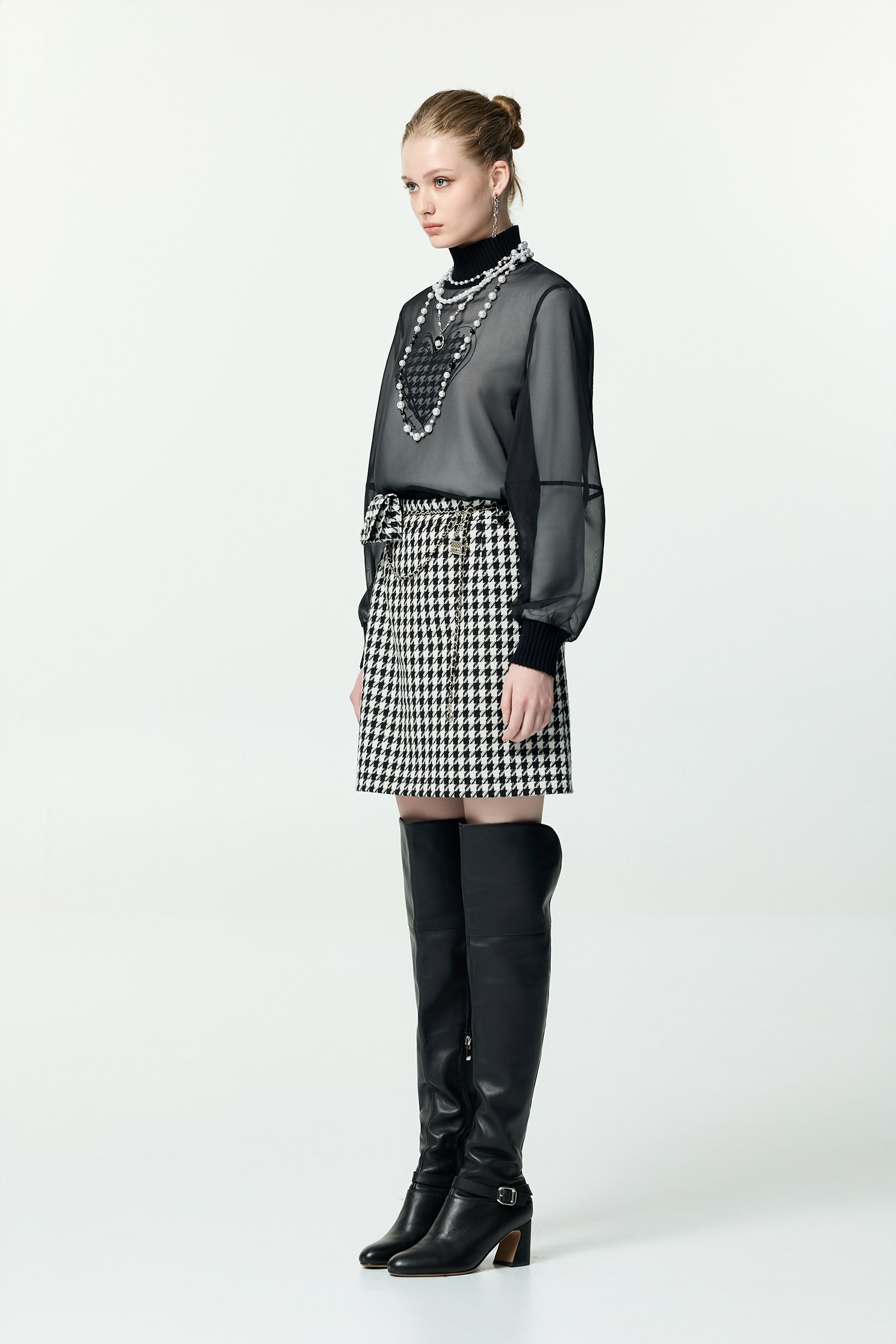 雙層異材透視愛心印花單品雙層異材透視愛心印花單品,上衣,人氣商品,秋冬穿搭