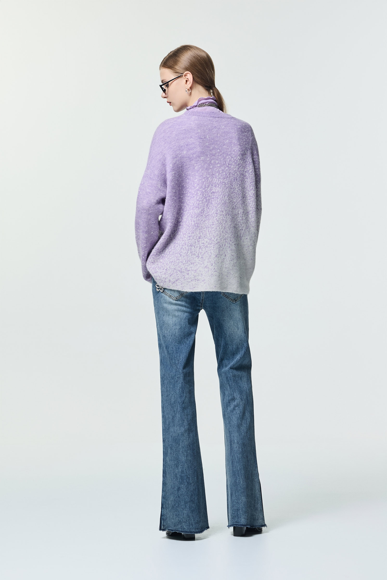 薰衣草色閃光針織上衣薰衣草色閃光針織上衣,上班OL穿搭,上衣,秋冬穿搭,約會特輯,針織,針織上衣,針織衫