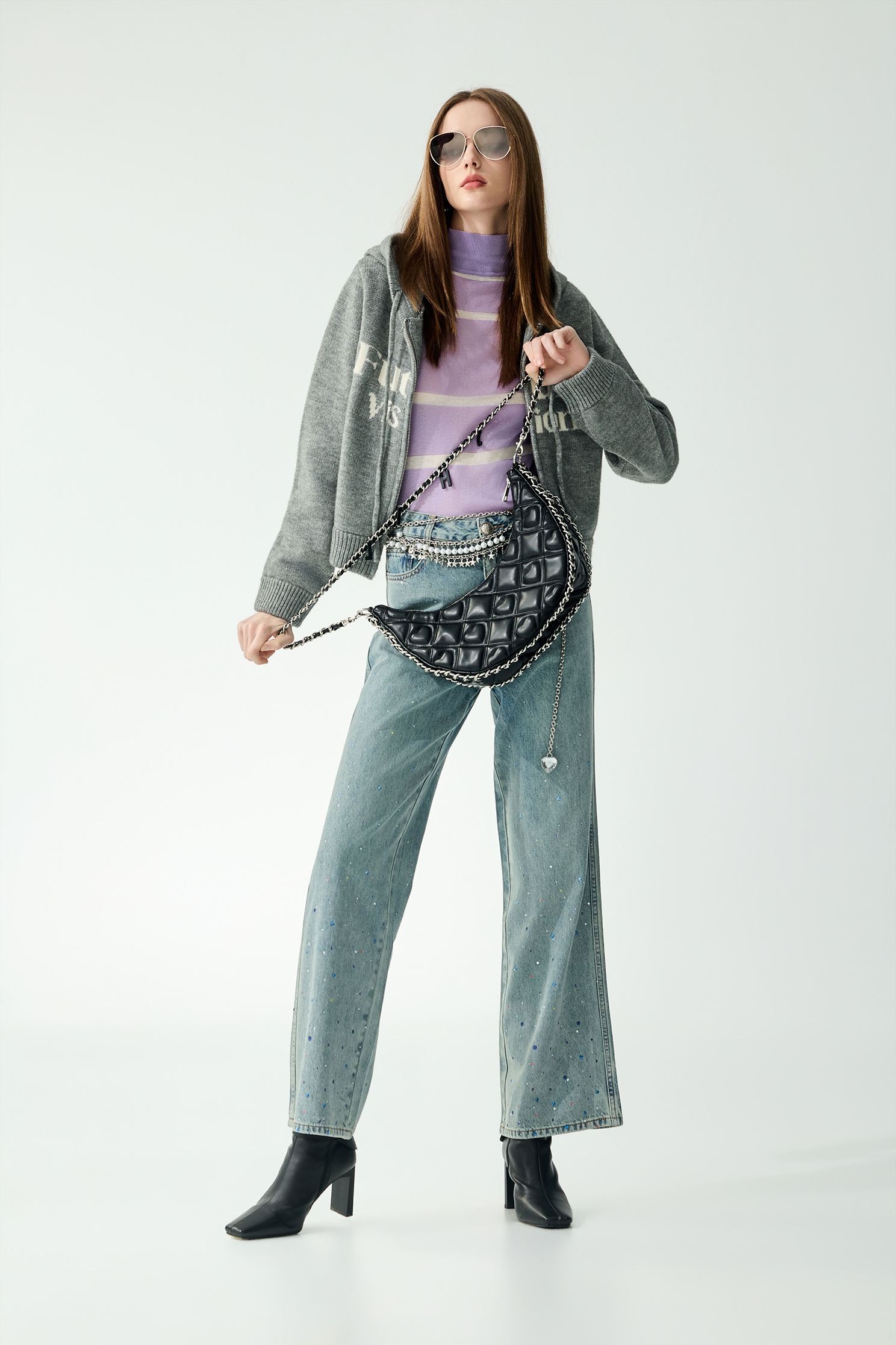 薰衣草色簍空條針織上衣薰衣草色簍空條針織上衣,上衣,條紋,秋冬穿搭,約會特輯,針織,針織上衣,針織衫