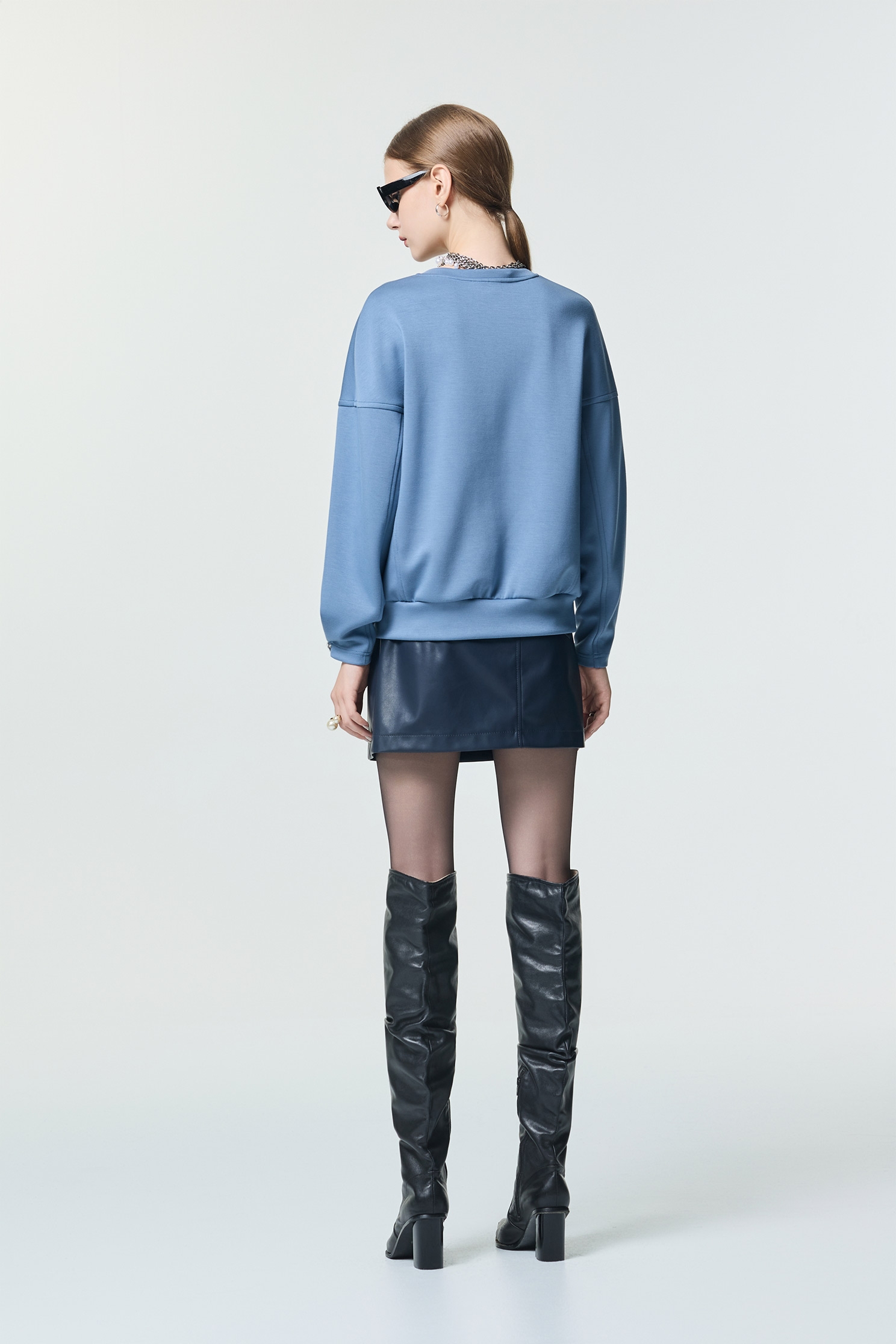 萌兔造型單品上衣萌兔造型單品上衣,上衣,春夏穿搭,簡約穿搭,衛衣,項鍊