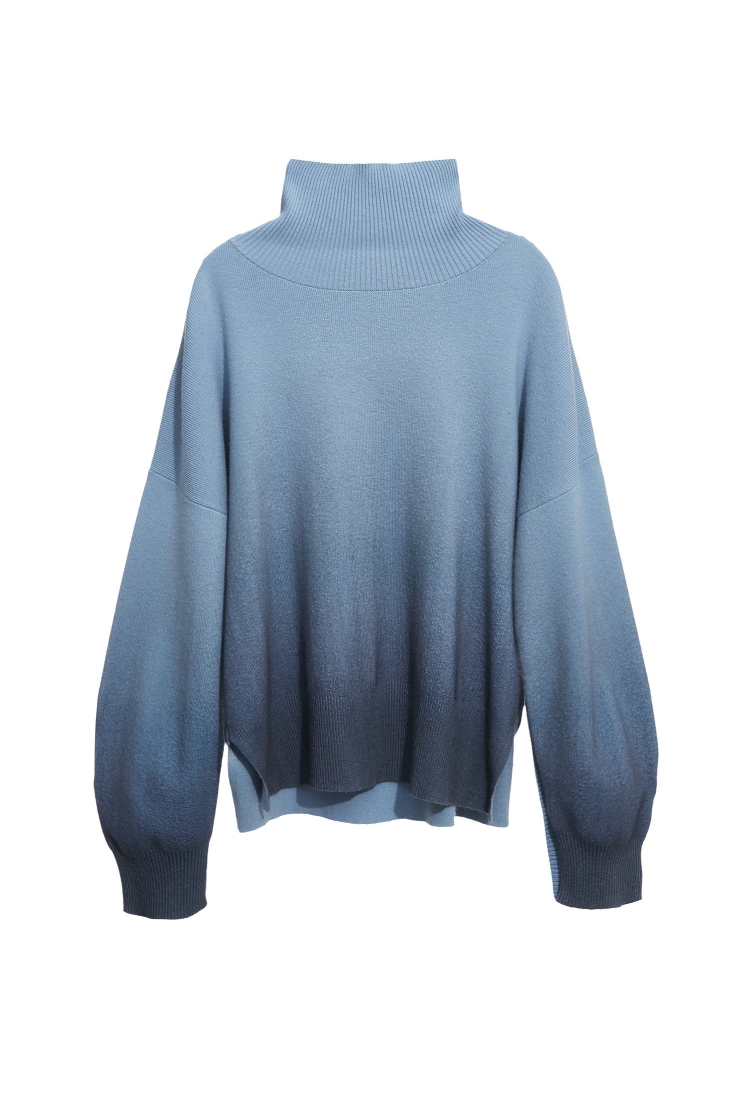 珍珠藍漸層染針織上衣珍珠藍漸層染針織上衣,上班OL穿搭,上衣,春夏穿搭,珍珠,約會特輯,針織,針織上衣,針織衫