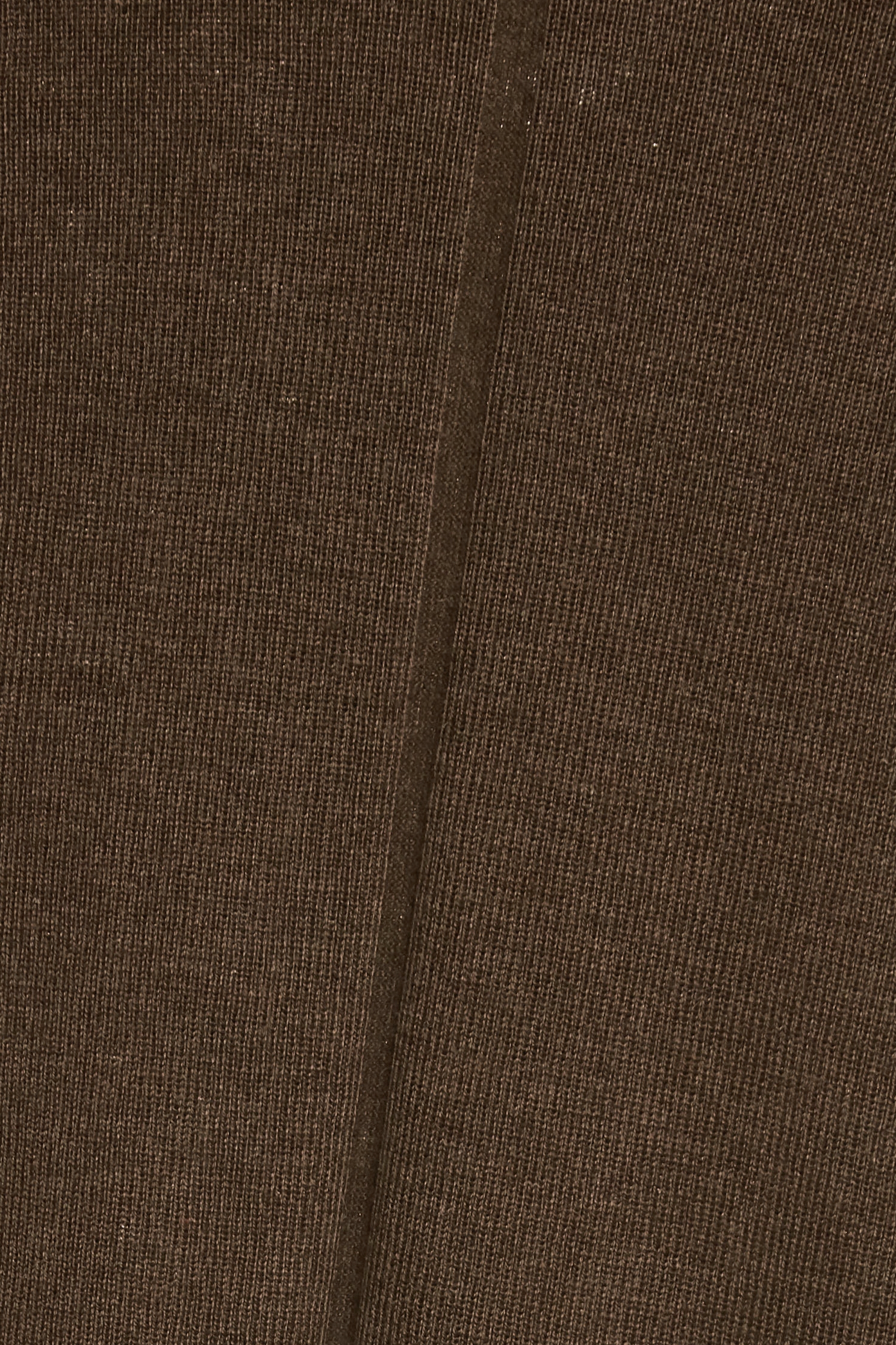 焦糖色一體成型針織上衣焦糖色一體成型針織上衣,上班OL穿搭,上衣,春夏穿搭,簡約穿搭,約會特輯,針織,針織上衣,針織衫