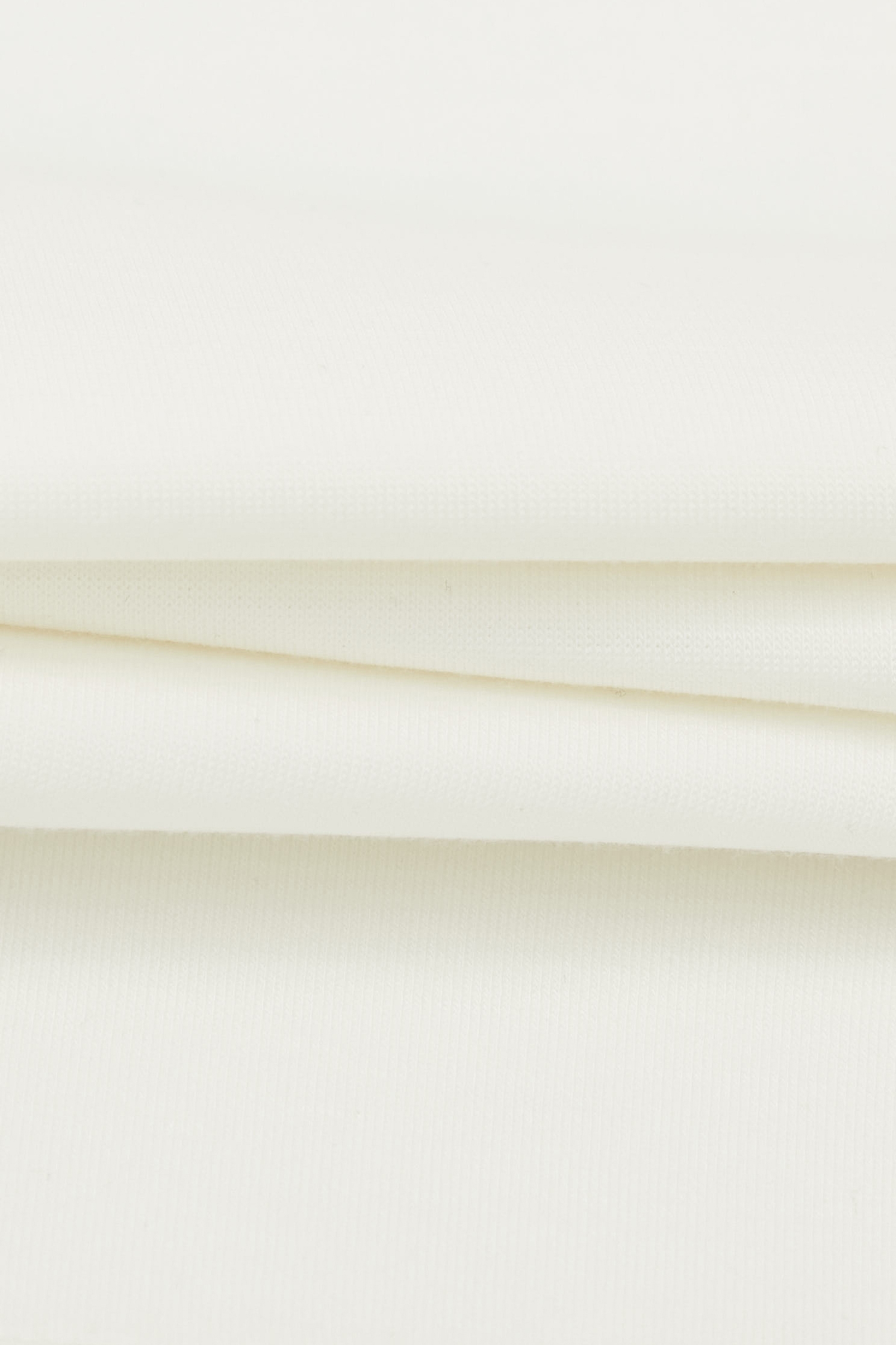 黑蕾絲印花修身T恤黑蕾絲印花修身T恤,T恤,上衣,春夏穿搭,花花世界,蕾絲,蕾絲上衣