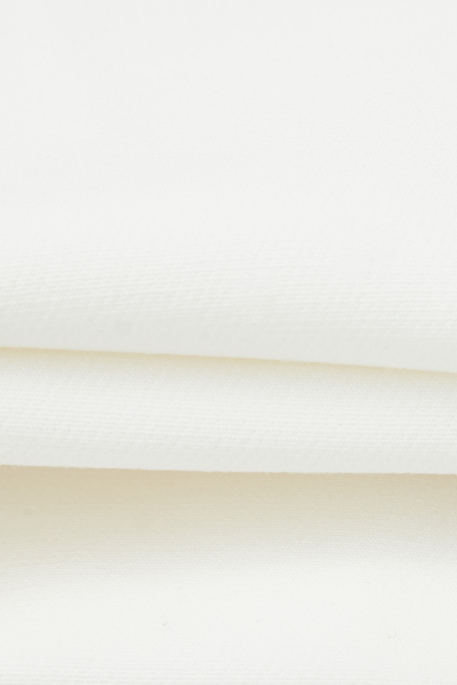 氣質方領鑽釦短袖外套氣質方領鑽釦短袖外套,一般外套,上衣,外套,春夏穿搭,時髦成套搭配,白色上衣