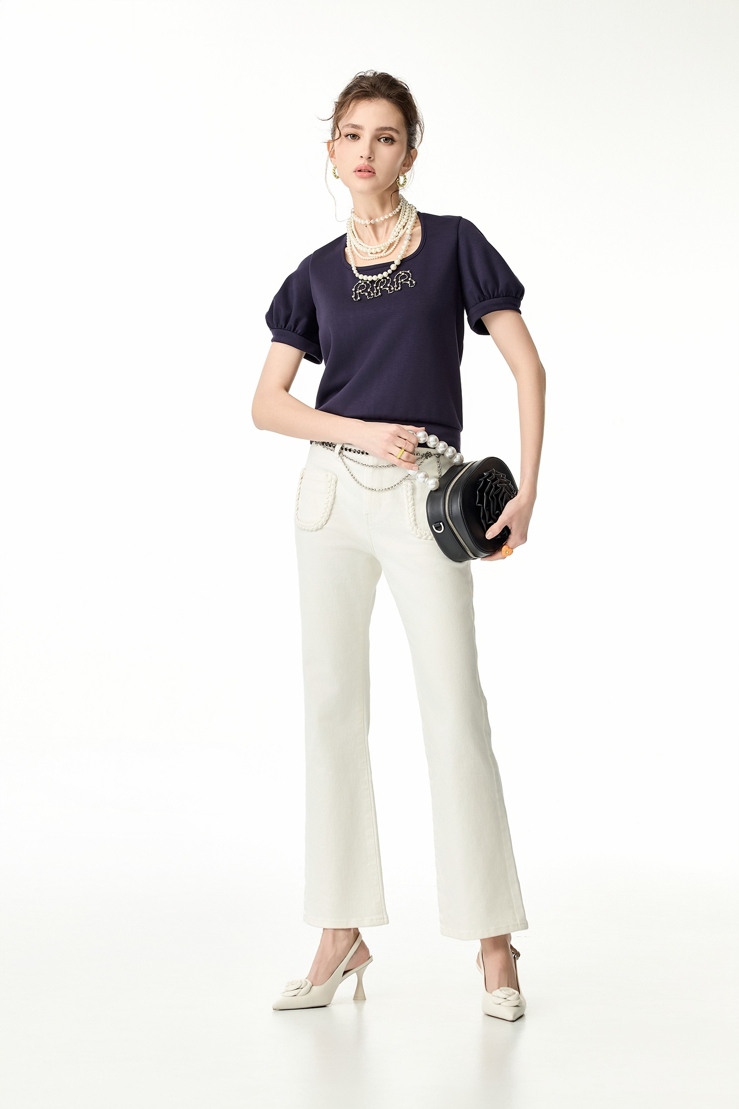 暮色藍綴珠飾上衣暮色藍綴珠飾上衣,上衣,春夏穿搭