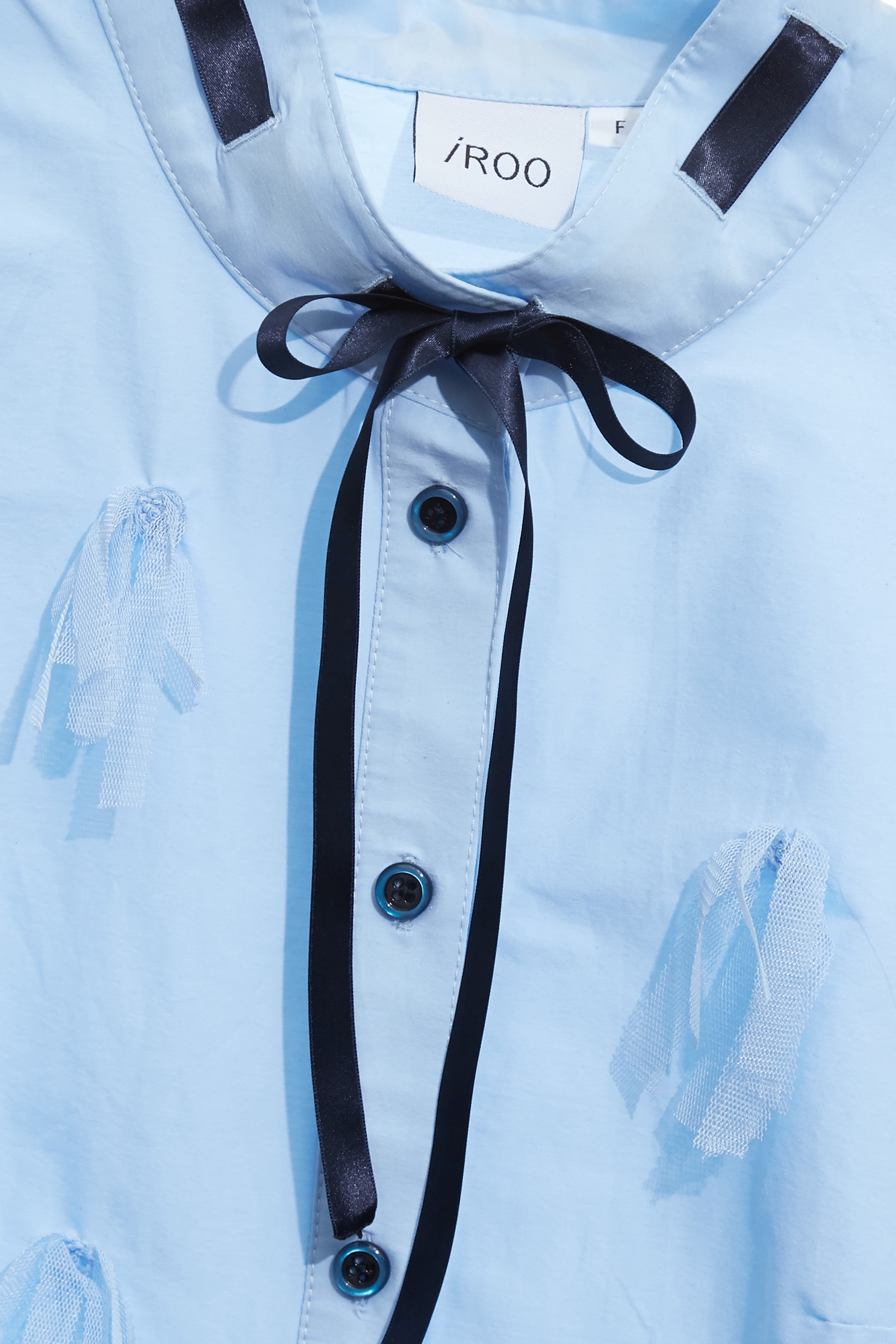 帆船藍鑲蝴蝶結上衣帆船藍鑲蝴蝶結上衣,上班OL穿搭,上衣,春夏穿搭,約會特輯,網紗,蝴蝶結,襯衫