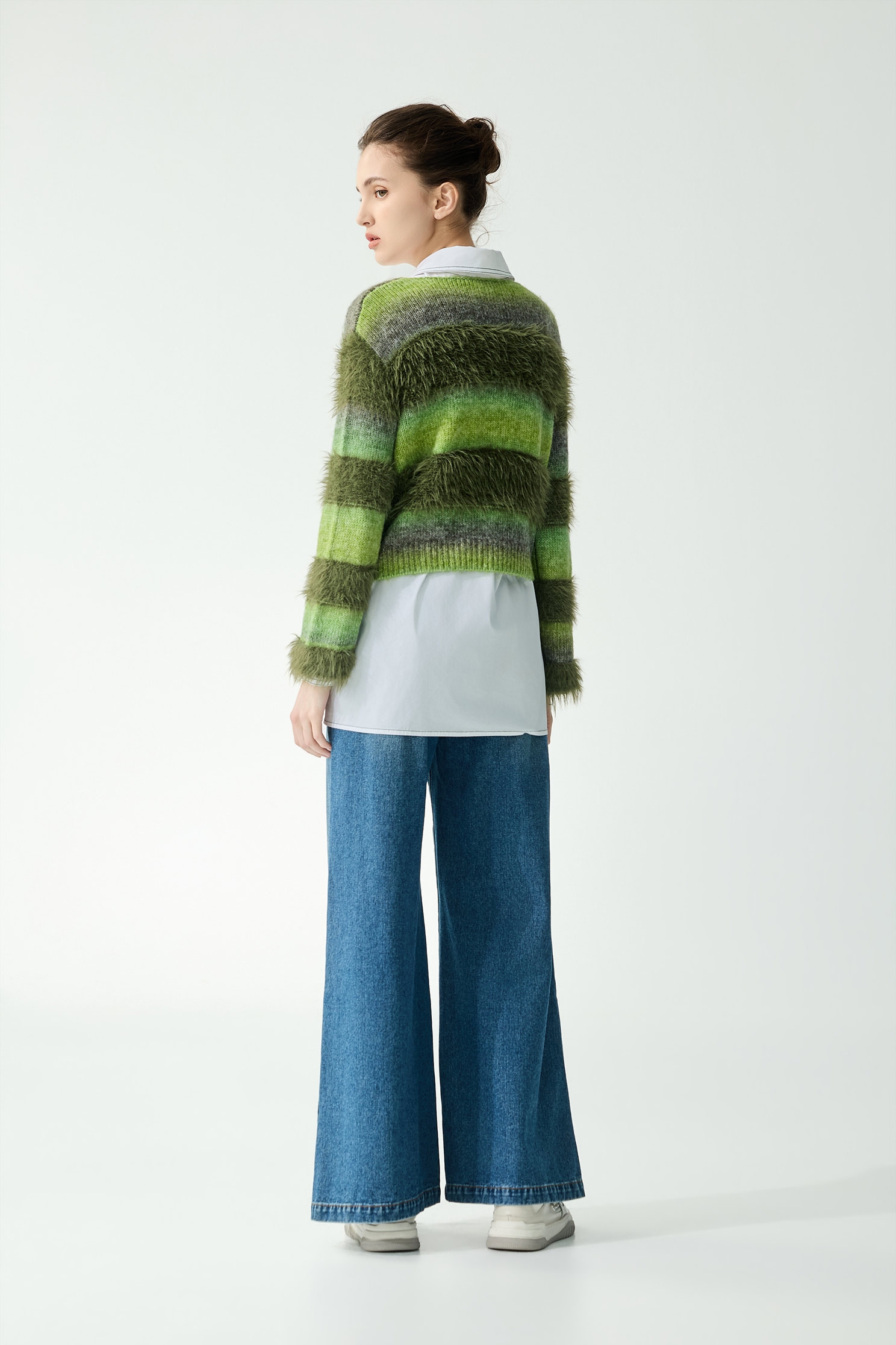 酸橙綠漸層色針織上衣酸橙綠漸層色針織上衣,上衣,春夏穿搭,針織,針織衫