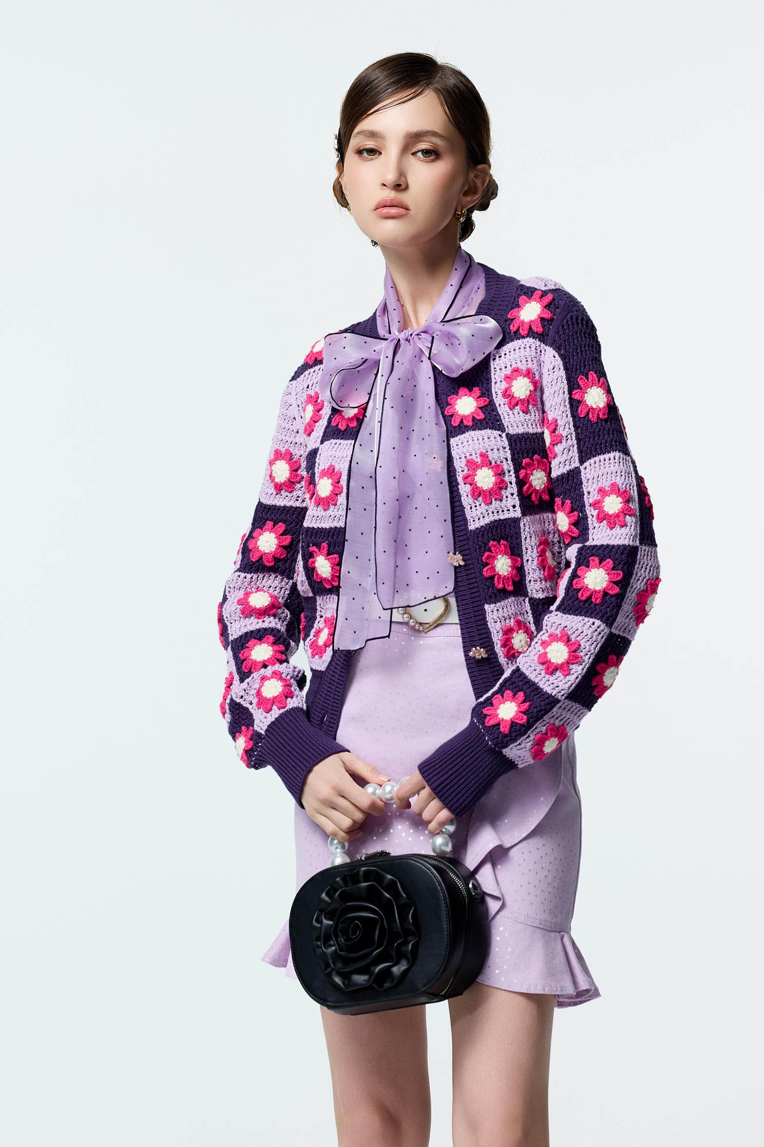 大麗花紫手勾針織外套大麗花紫手勾針織外套,人氣商品,外套,格紋,秋冬穿搭,約會特輯,純棉,花花世界,針織,針織外套