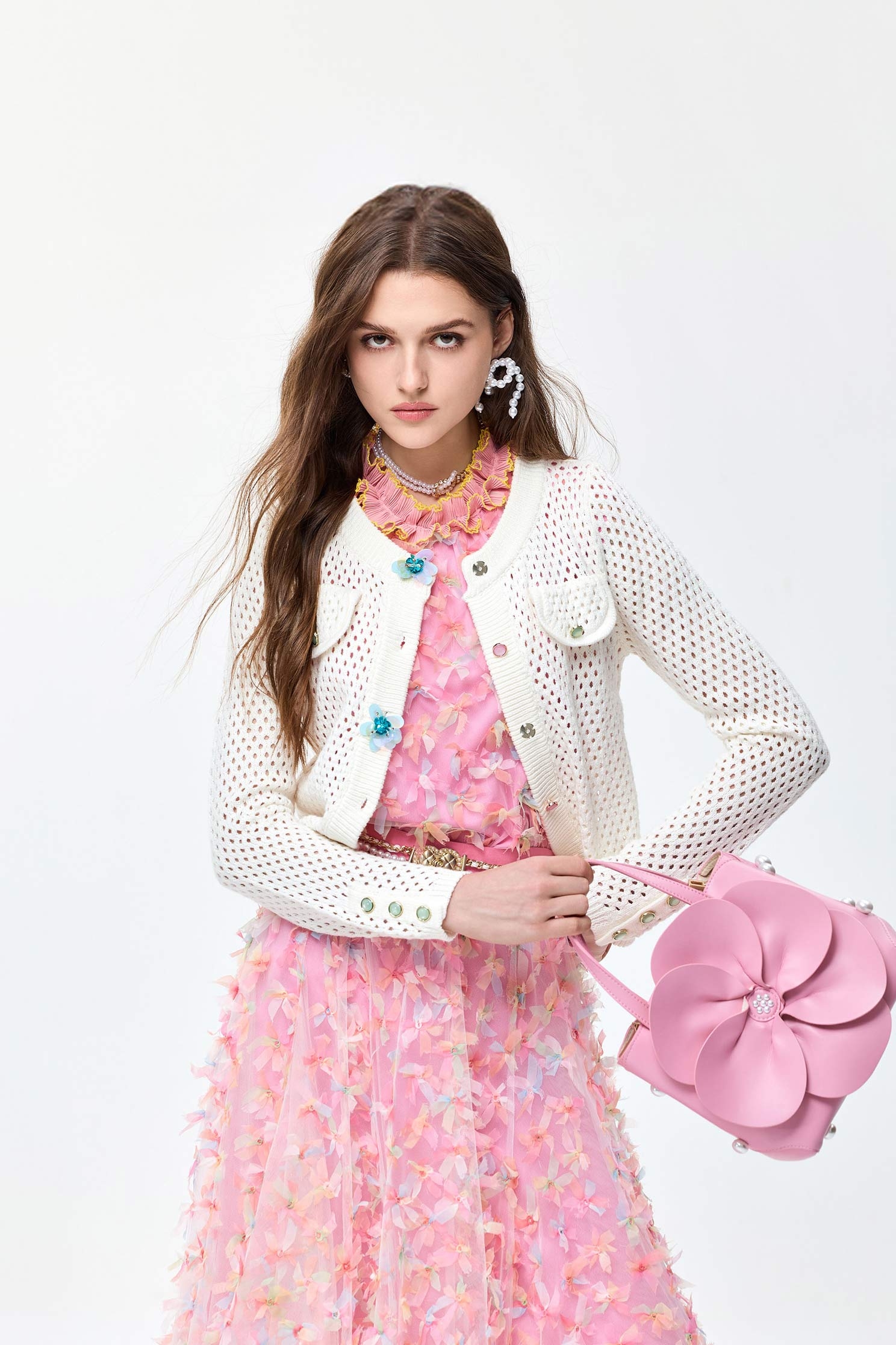 簍空手勾感針織外套簍空手勾感針織外套,一般外套,人氣商品,外套,春夏穿搭,白色外套,約會特輯,花花世界,針織,針織外套